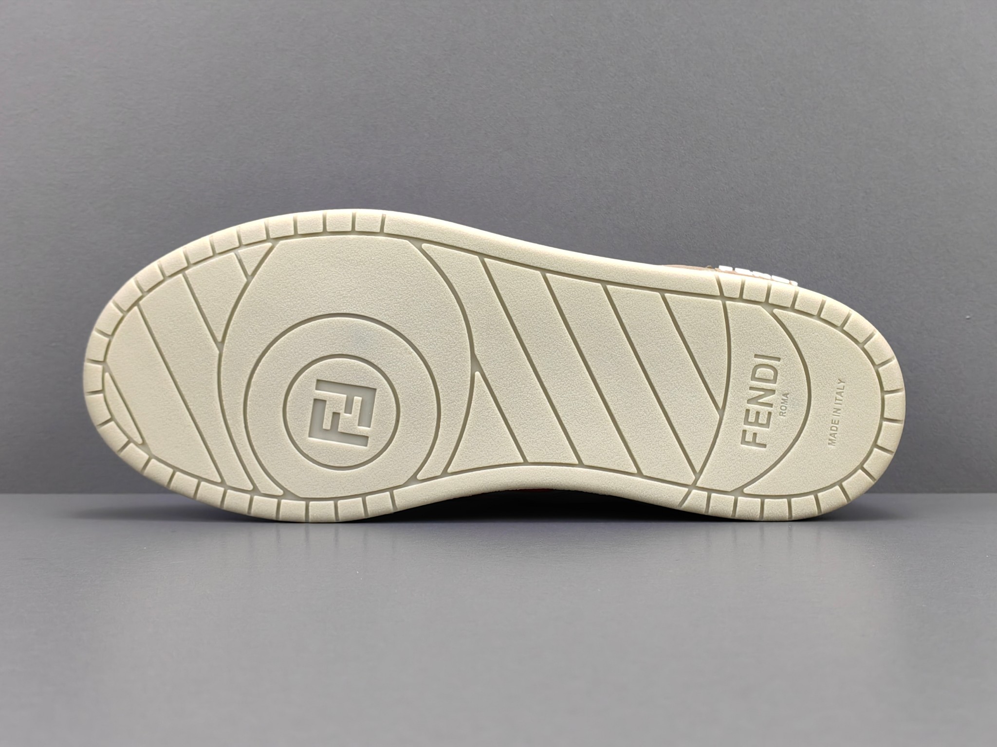 SCARPA FENDI P Channel Advantage disponibile all'ingrosso — photo 7