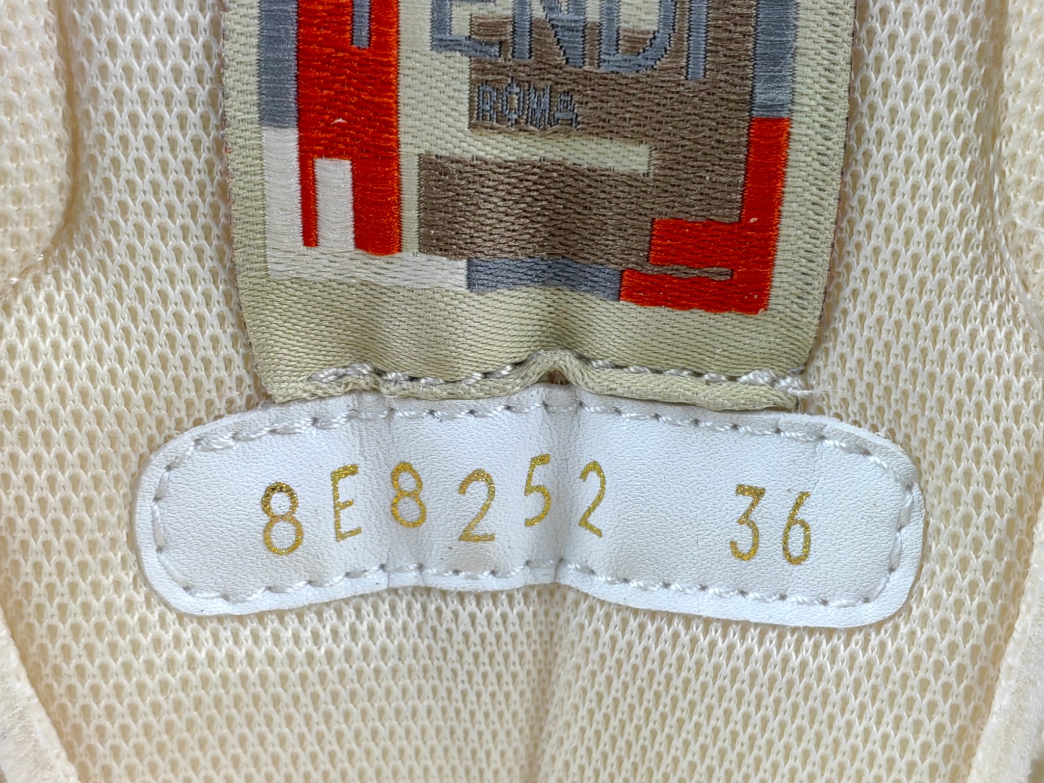 SCARPA FENDI P Channel Advantage disponibile all'ingrosso — photo 8