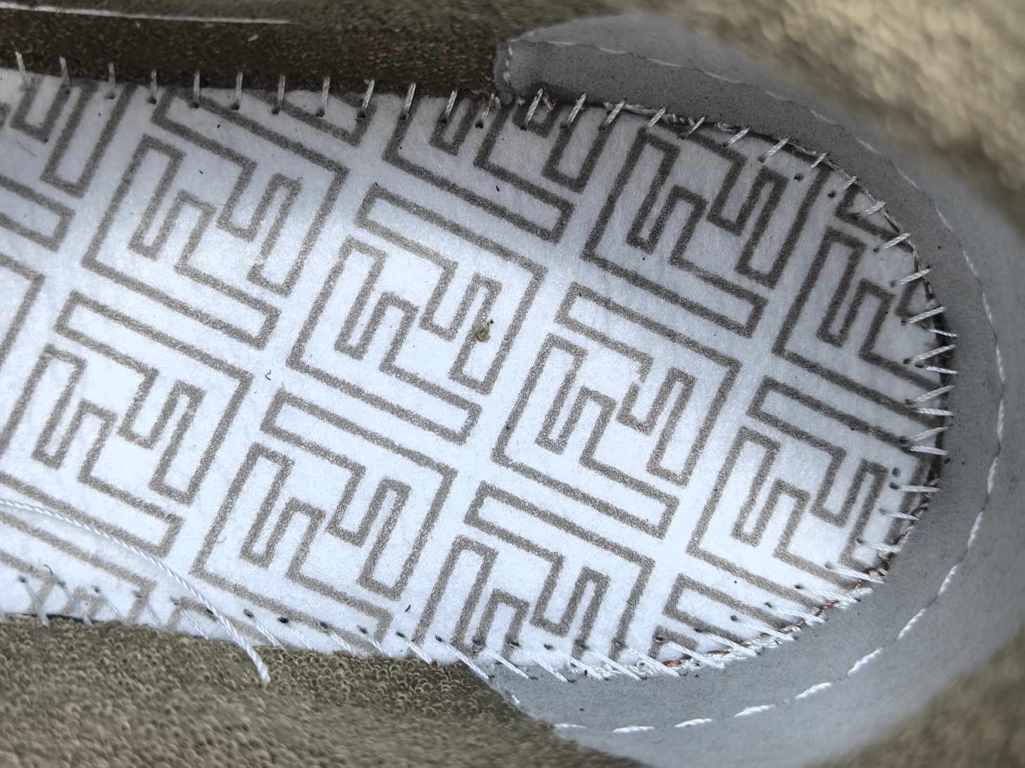 FENDI SHOE P Channel Advantage Engros tilgængelig — photo 9
