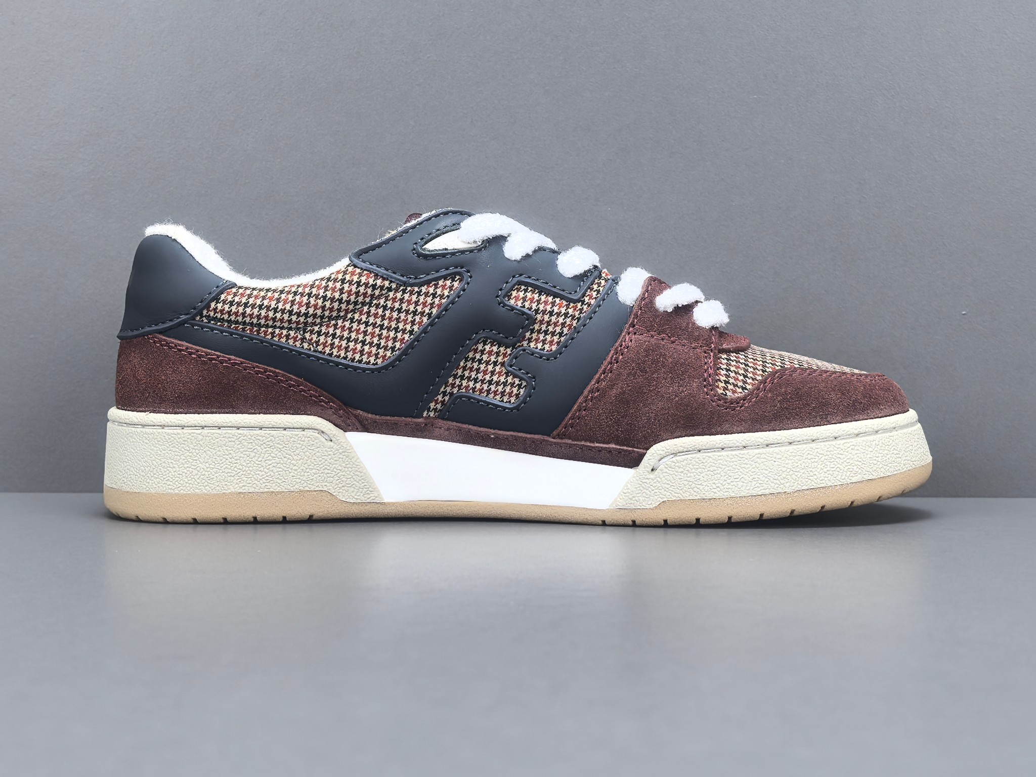 FENDI SHOE PChannel Advantage Wholesale Available — photo 2