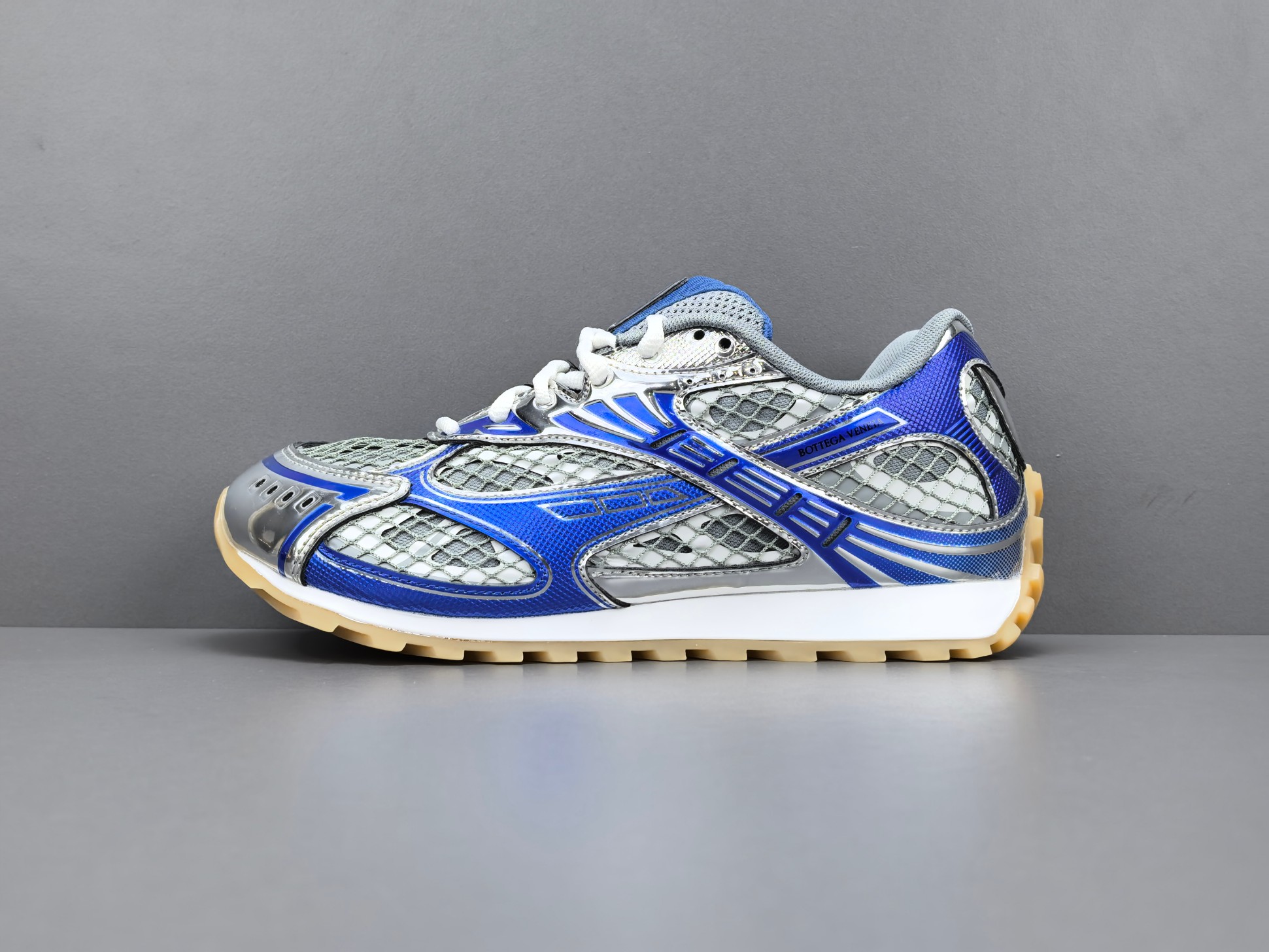 NO:277934,Top purchasing agents to improve the quality!  The original version is developed one to one, the best version on the market at present!  Bottega Veneta Orbit fabric Round head lace wear-resistant low top life casual shoes same style as men and women White and blue Size 36 37.5 38 39 40 41 42 43 44 45 [Note this model is more than half a size to one size than sports shoes, please pay attention to purchase!  】,,bottega veneta,bottega veneta,sneakers19860909顶级代购冲正品质！原版一比一开发,目前市面最好版本！Bottega Veneta葆蝶家 Orbit 织物 圆头系带 耐磨 低帮 生活休闲鞋 男女同款 白蓝色 尺码 36 37.5 38 39 40 41 42 43 44 45【注此款比运动鞋偏大半码至一码,注意选购！】,,bottega veneta,bottega veneta,sneakers,Men's shoes