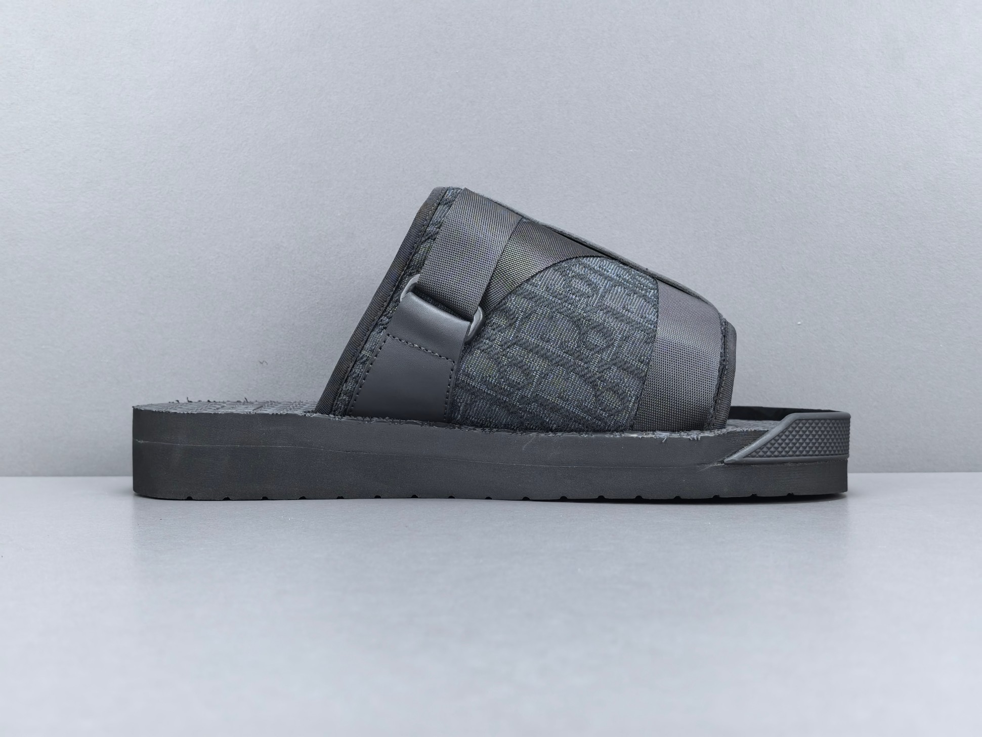Сандалии Dior Alpha Oblique