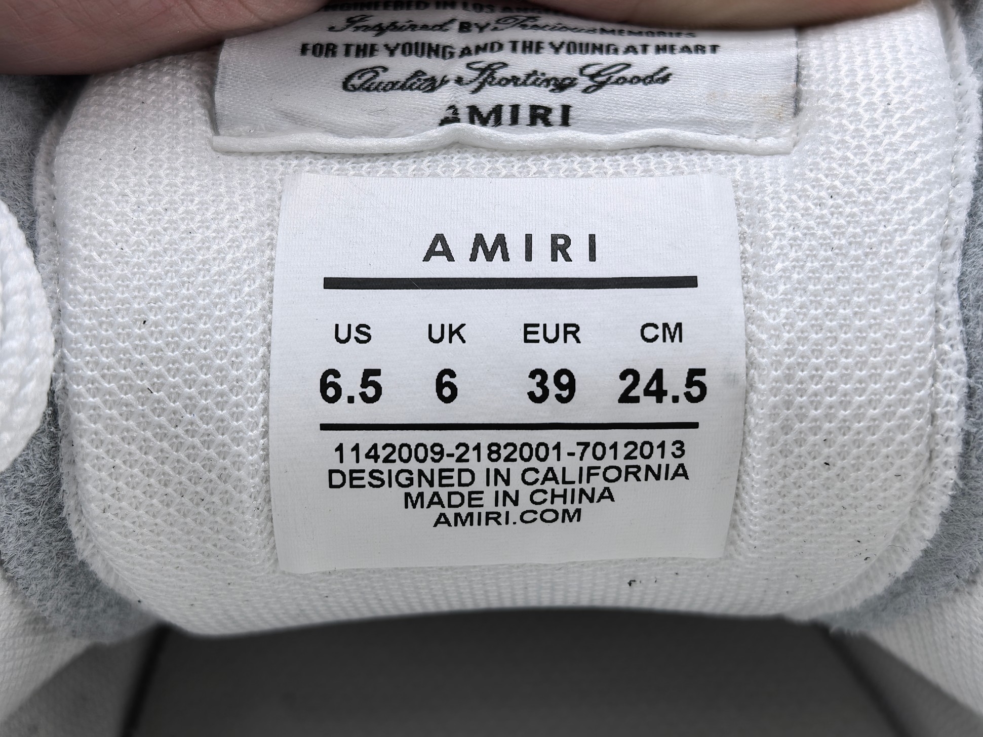 
【莞产 骨头鞋】AMIRI 牛剖层革牛皮革 圆头系带 低帮 板鞋 男女同款 白黑撞色
尺码35 36 