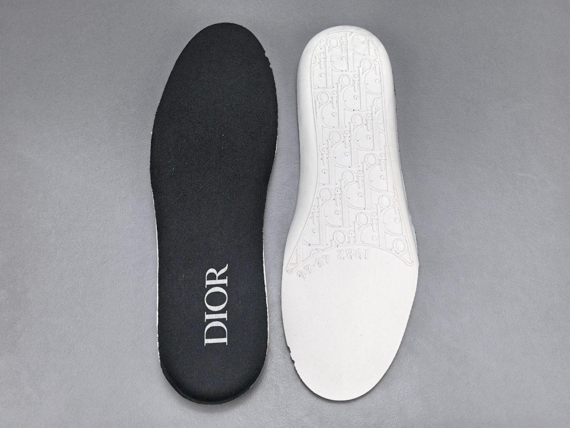 Vantaggio del canale P della scarpa Dior, disponibile all'ingrosso — photo 8