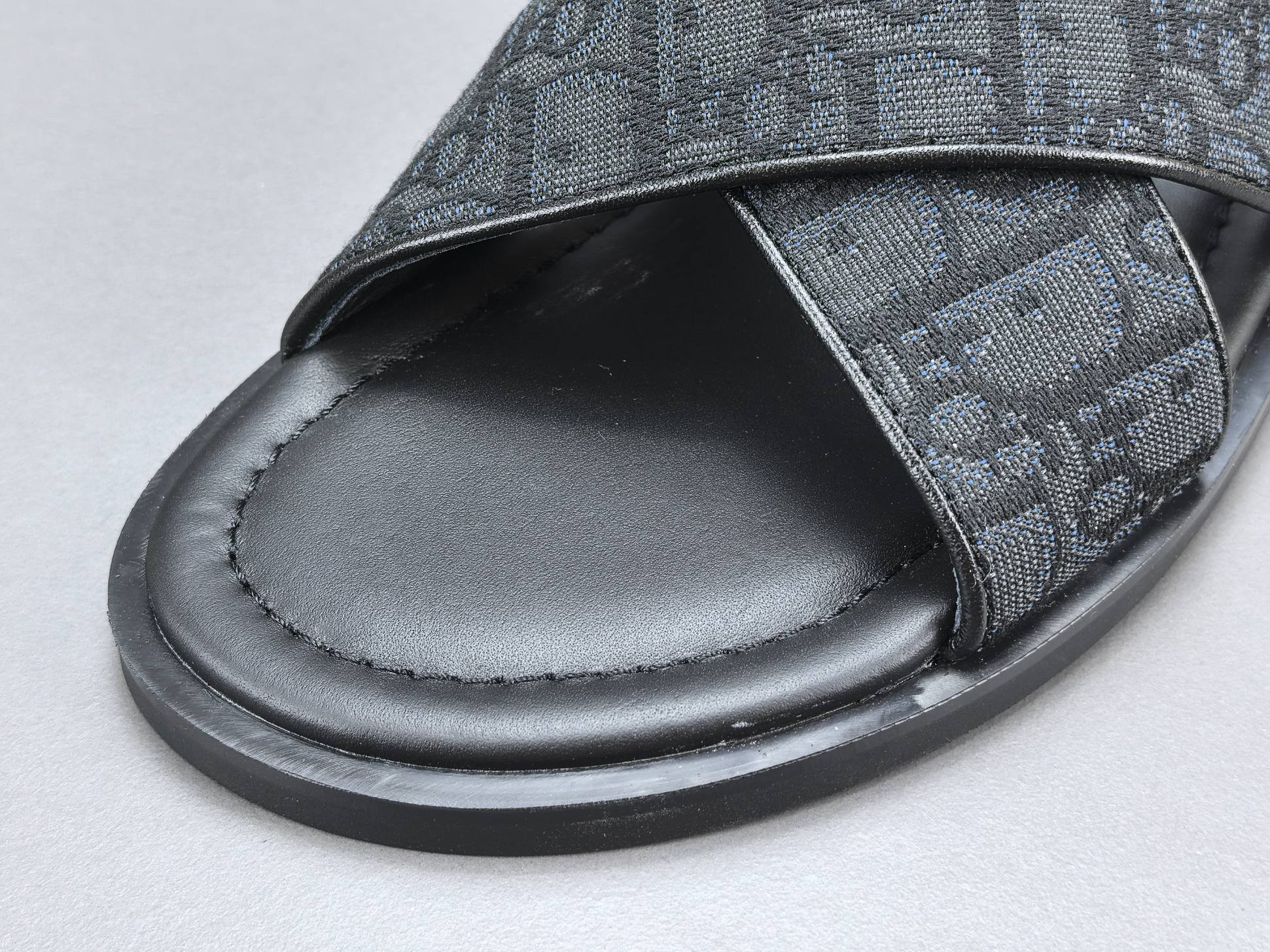 dior shoe P Channel Advantage Wholesale Available — photo 2