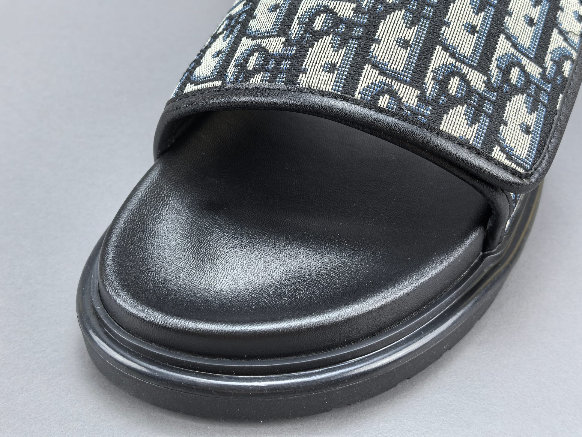 chaussure dior P Channel Advantage Vente en gros disponible — photo 2
