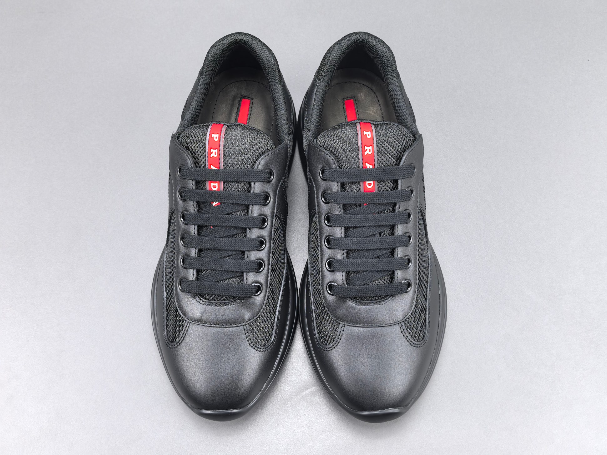 P 【纯原版 普拉达】PRADA America's Cup 漆皮 圆头系带时尚防滑耐磨 低帮运动鞋 尺