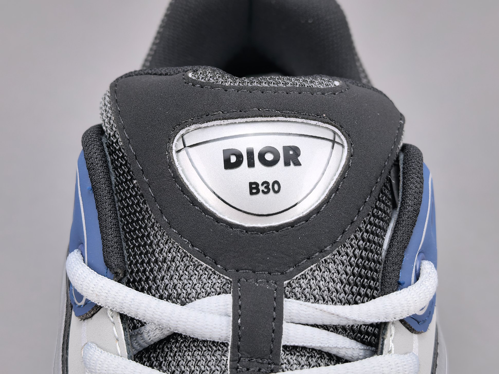 Dior Schuh P Channel Advantage, im Großhandel erhältlich — photo 7