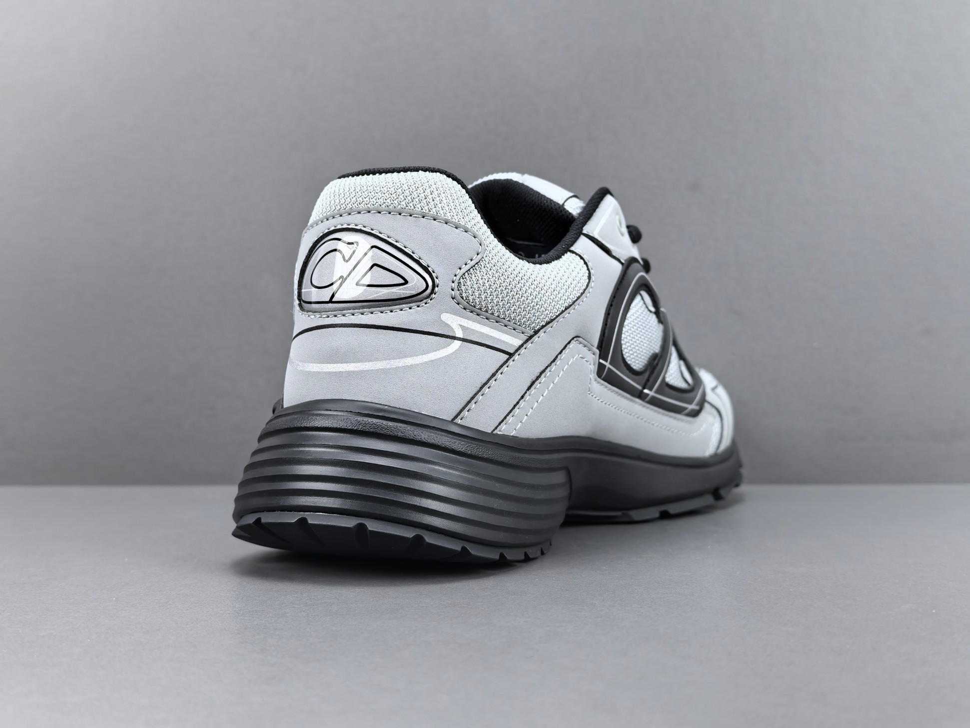 Dior Schuh P Channel Advantage, im Großhandel erhältlich — photo 6