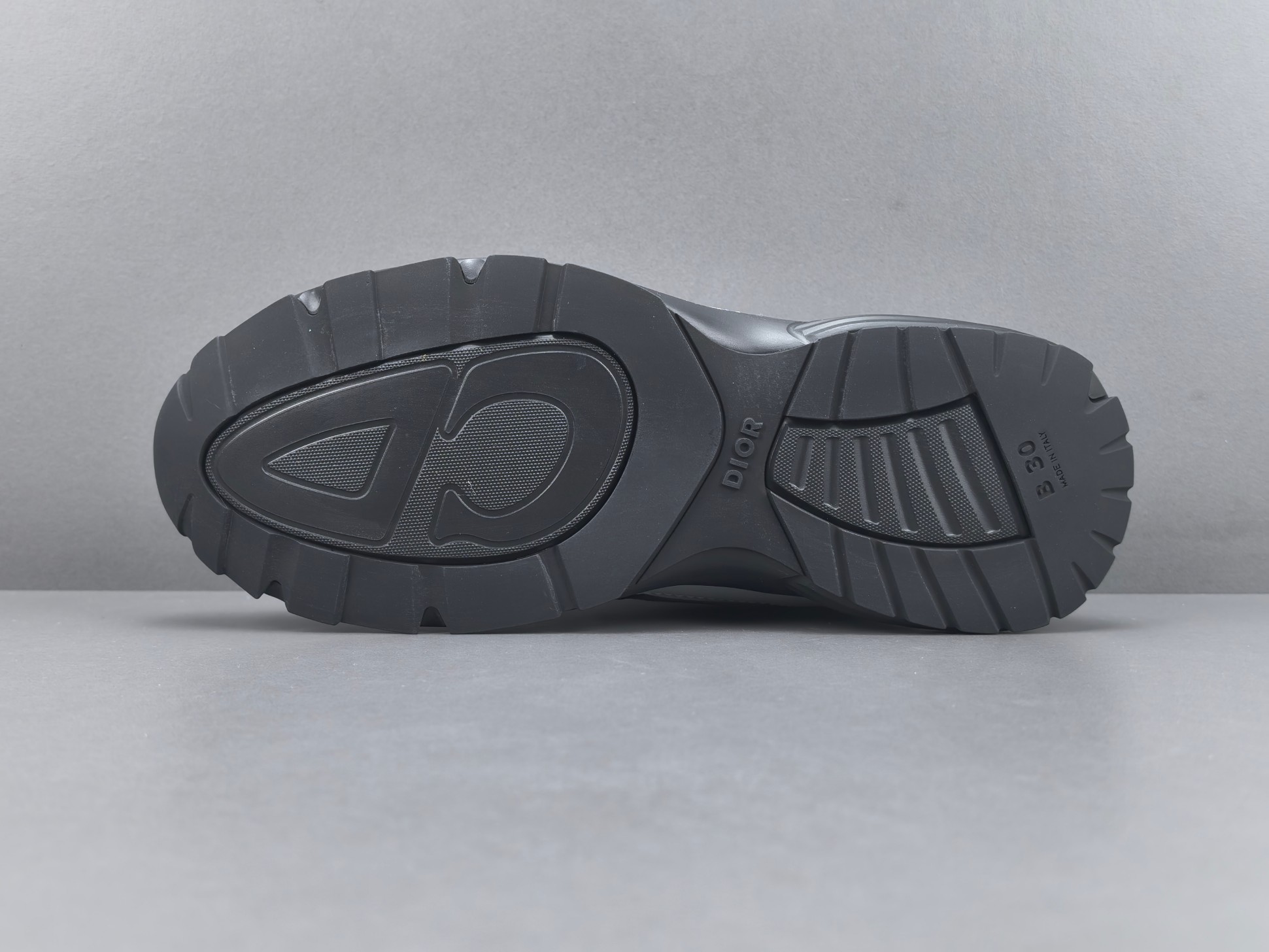 Dior Schuh P Channel Advantage, im Großhandel erhältlich — photo 7