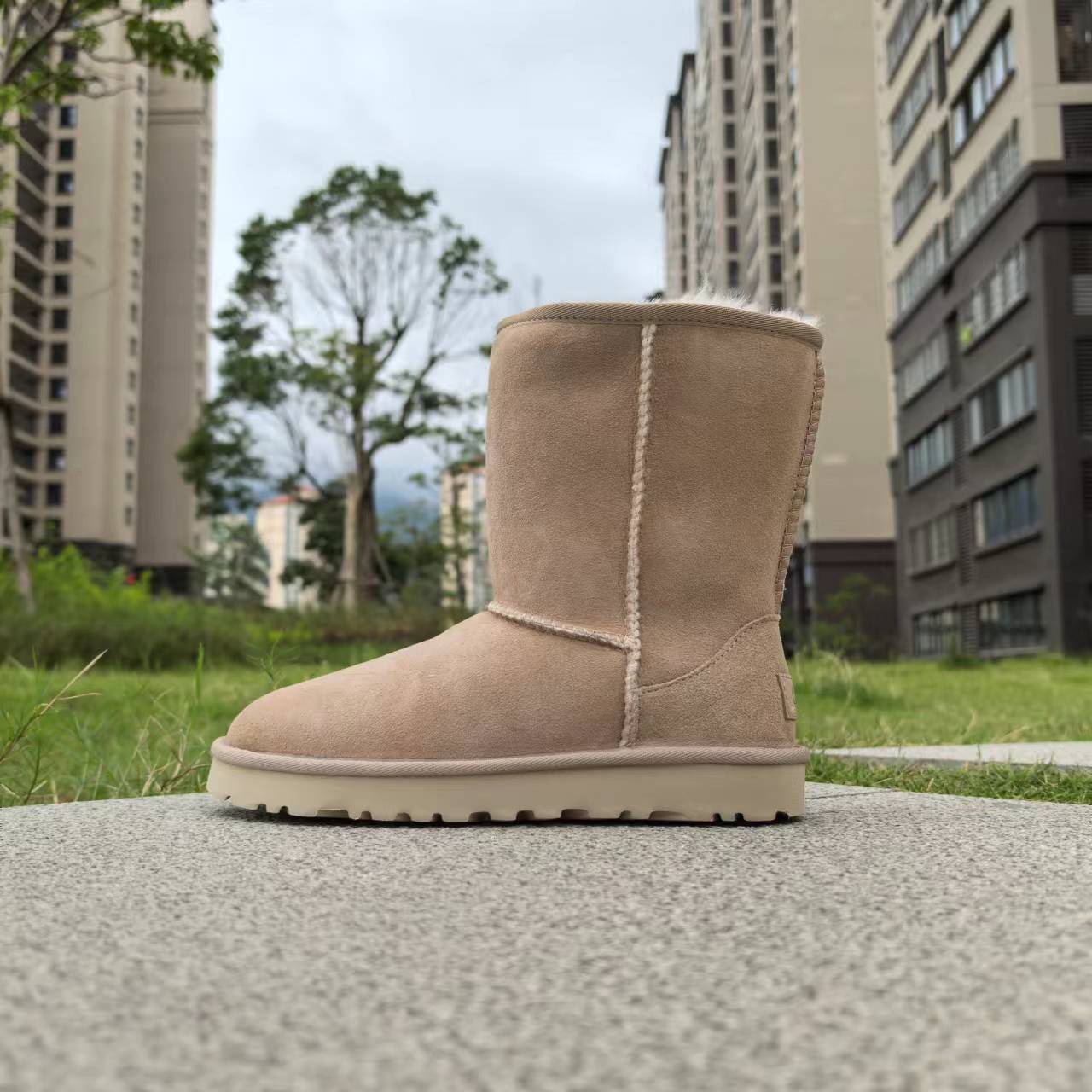 2024 Designer de réplica perfeita
 UGG Botas de Neve AAA falso+
 Algodão Couro genuíno Pele carneiro Colecção Inverno Casual