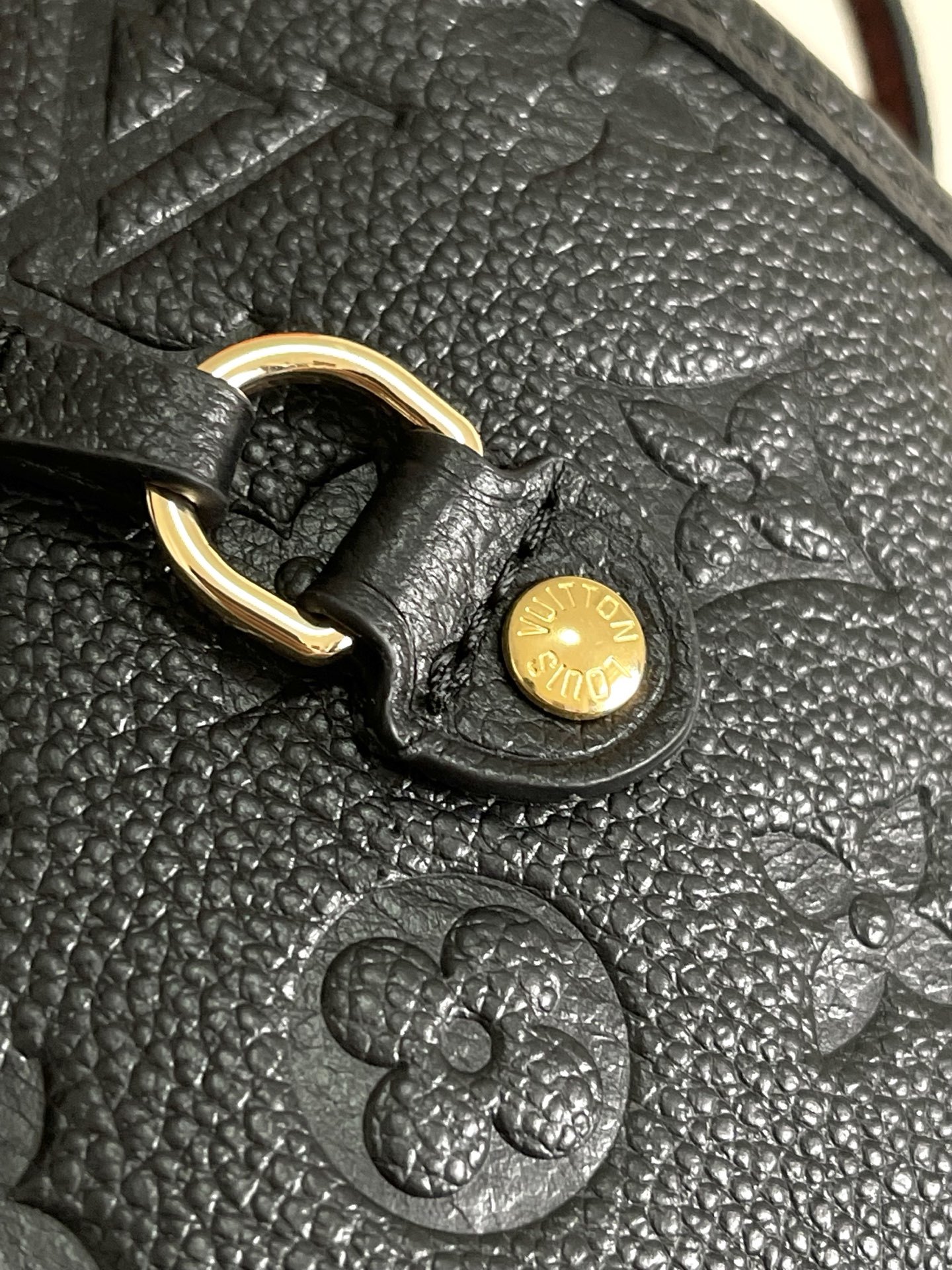 顶级原单m13675 neverfull中号购物袋!入门级的款式哦!绝对的终身款!此物经典不言而喻!街拍