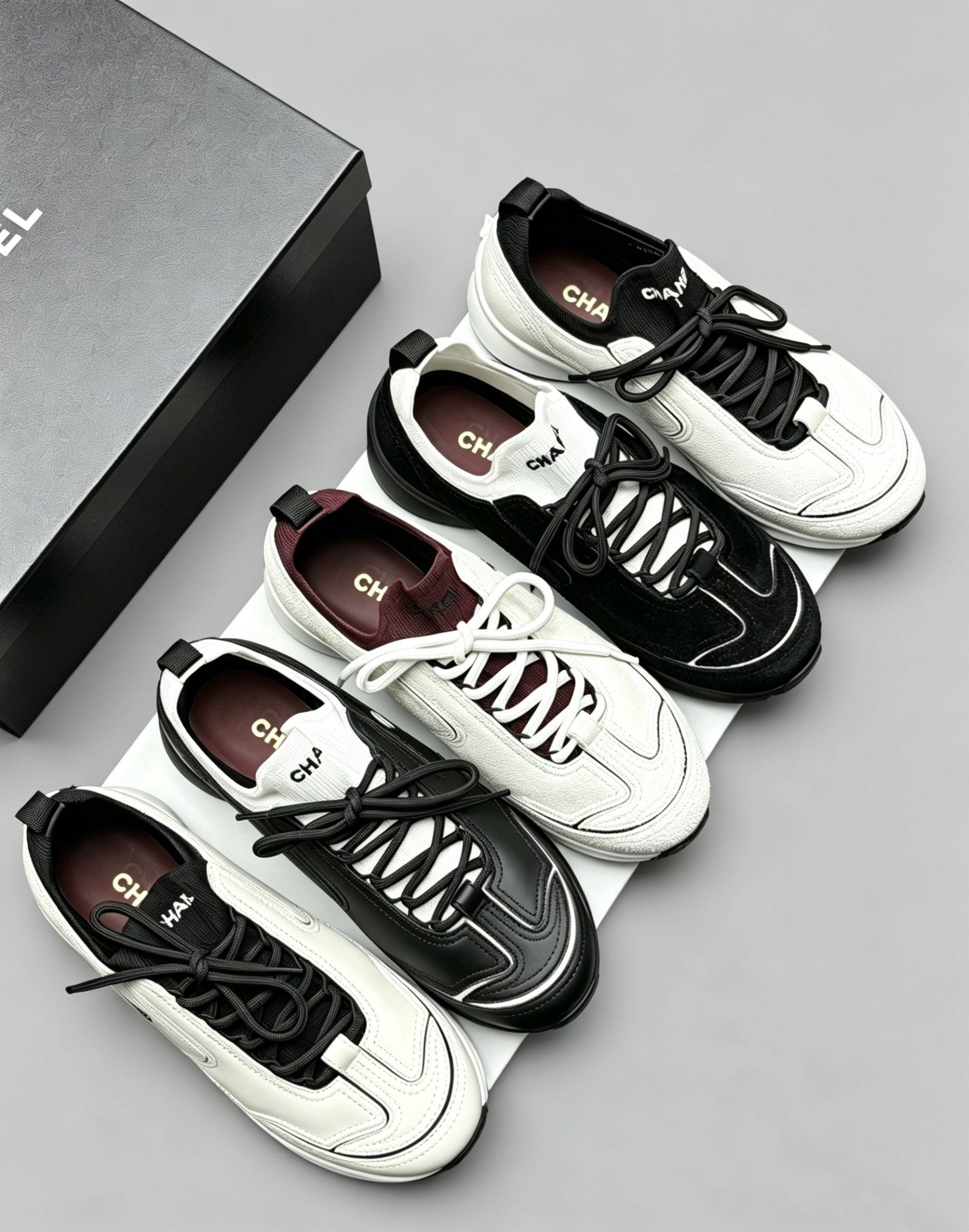 NO:904387,The top version of CHANEL's new retro Dexun jogging shoes made in Dongguan is available in 5 colors. The shoe shape is smooth and flatters the foot shape, invisible increase, and the upper foot is large and small. The genuine leather material feels soft and waxy on the foot, and the thick sole is cushioning. It can be worn for daily travel and shopping. The shoe size is 3540, which can be easily matched with jeans and sports pants in all seasons. Casual shoes/sports shoes, chanel, sneakers, jeans19860909莞产顶级版本 CHANEL新款复古德训慢跑鞋上新 5款配色可选,鞋型流畅修饰脚型,隐形增高,上脚巨显脚小. 真皮材质脚感软糯,厚底缓震,日常出行、逛街都能穿. 鞋码3540,四季都能轻松搭配牛仔裤、运动裤.,休闲鞋/运动鞋,chanel,sneakers,jeans,Women's Shoes