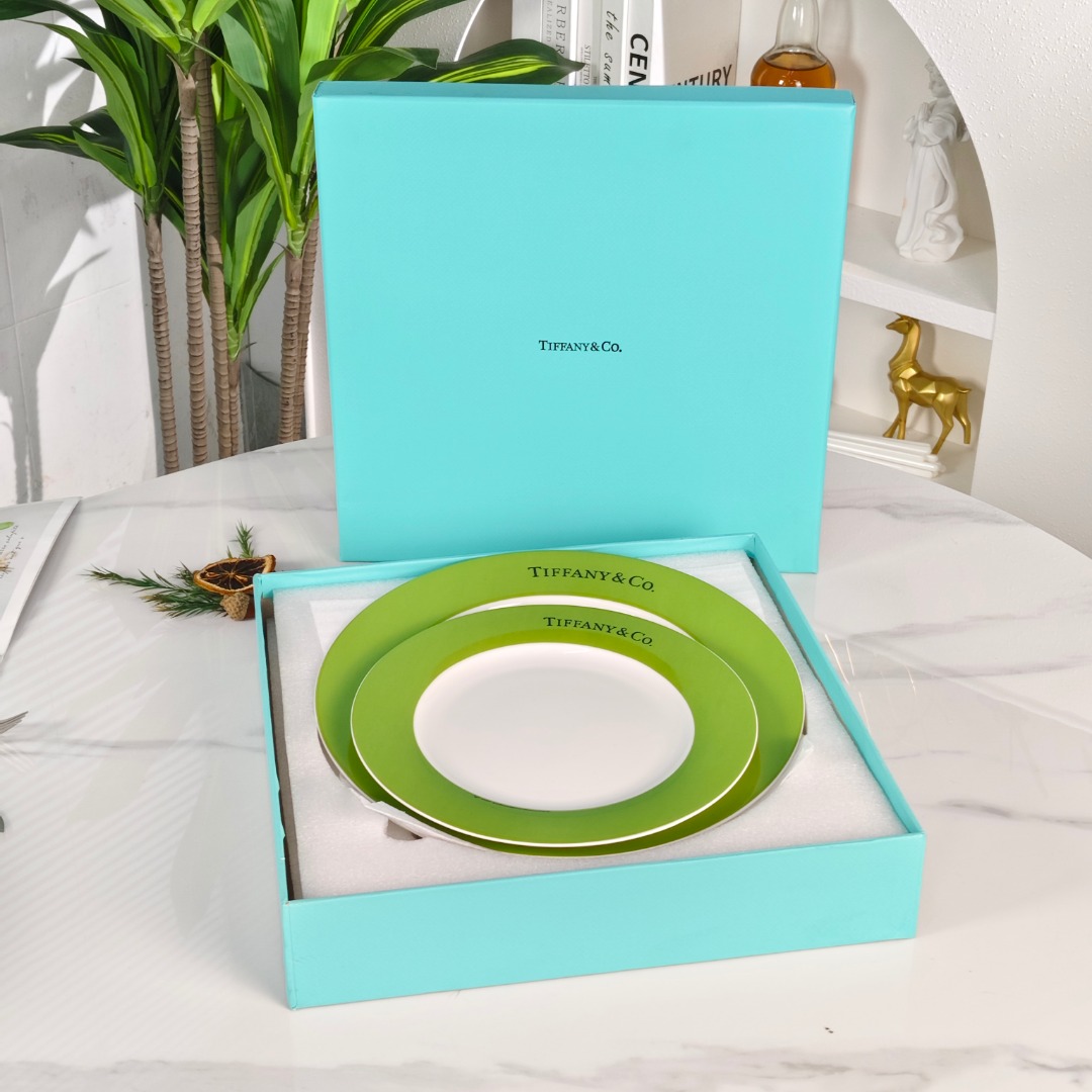 Tiffany & Co - Comprehensive 6