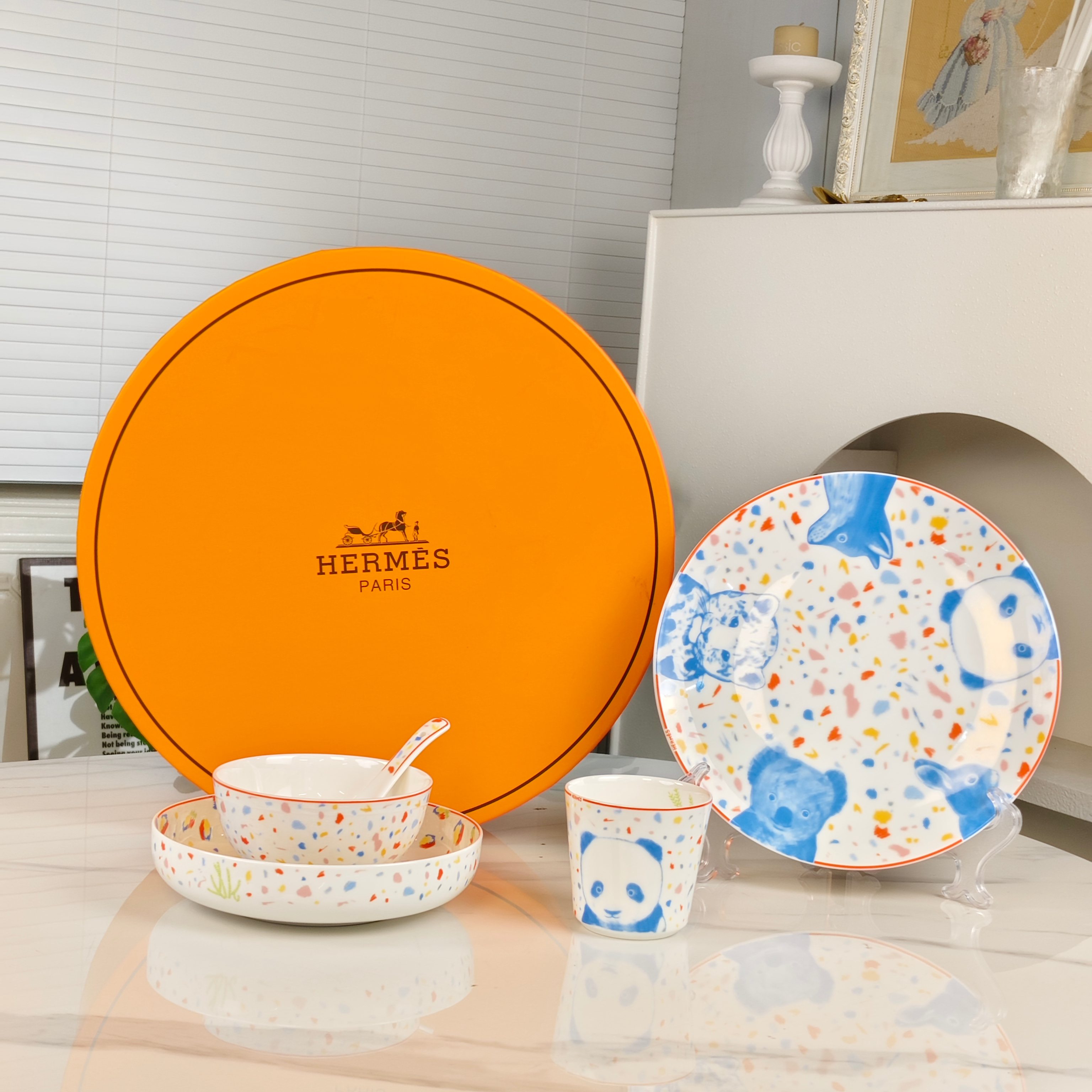 Hermès Maison Lifestyle Luxury Home Decor Blanket Tableware Bedding 3