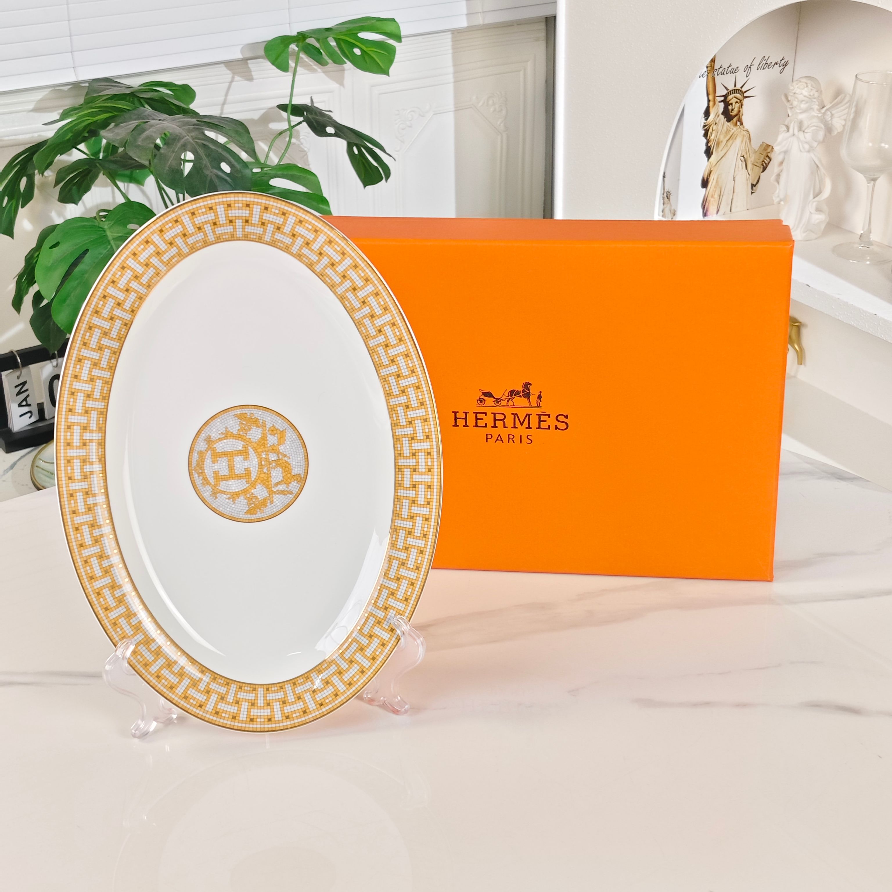 爱马仕 Hermès 高定典藏名品高定成衣时装外套连衣裙衬衫T恤 #DDA4A2B5 3