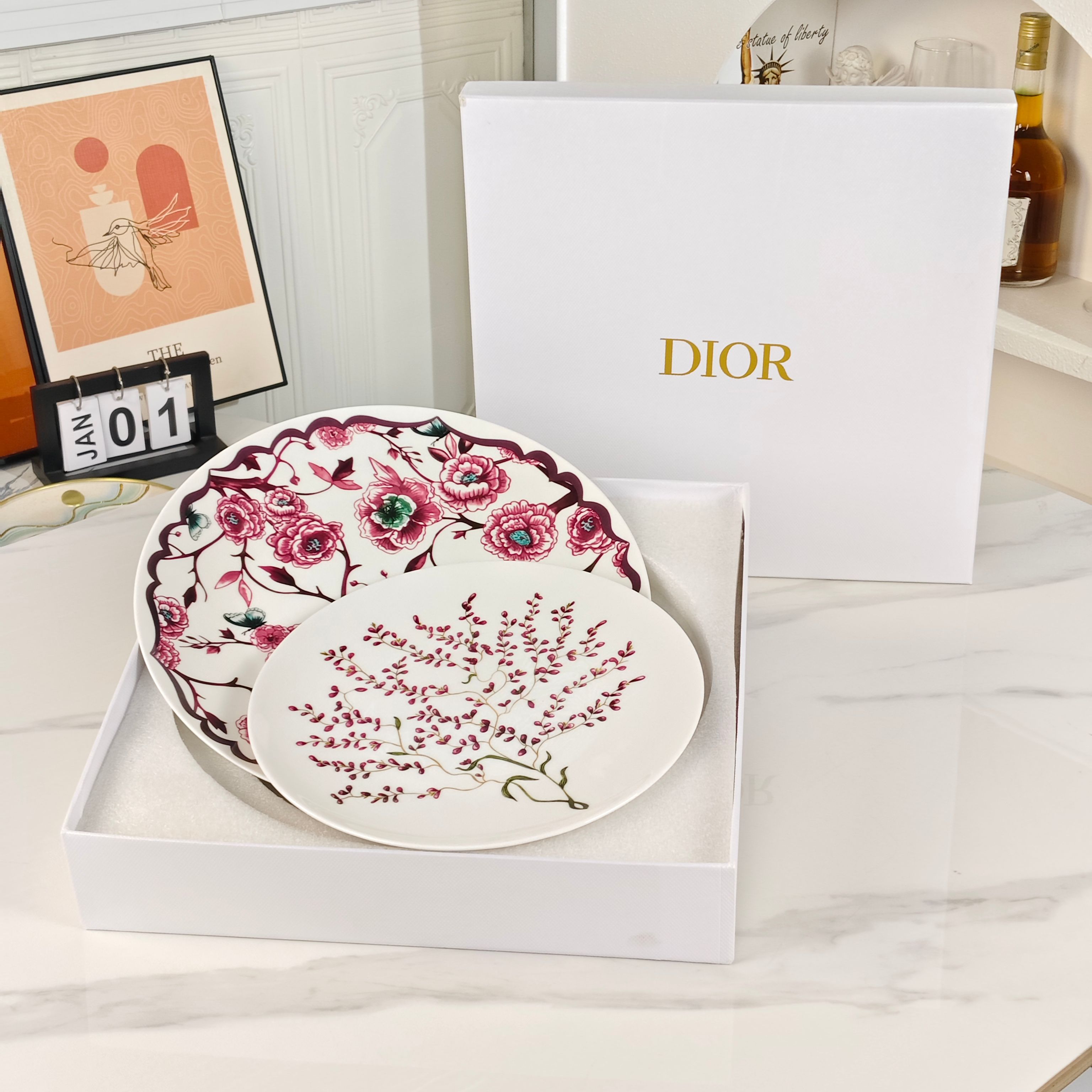 Dior – Granville Garden Two-Piece Plate Set – Purple - Comprehensive 2