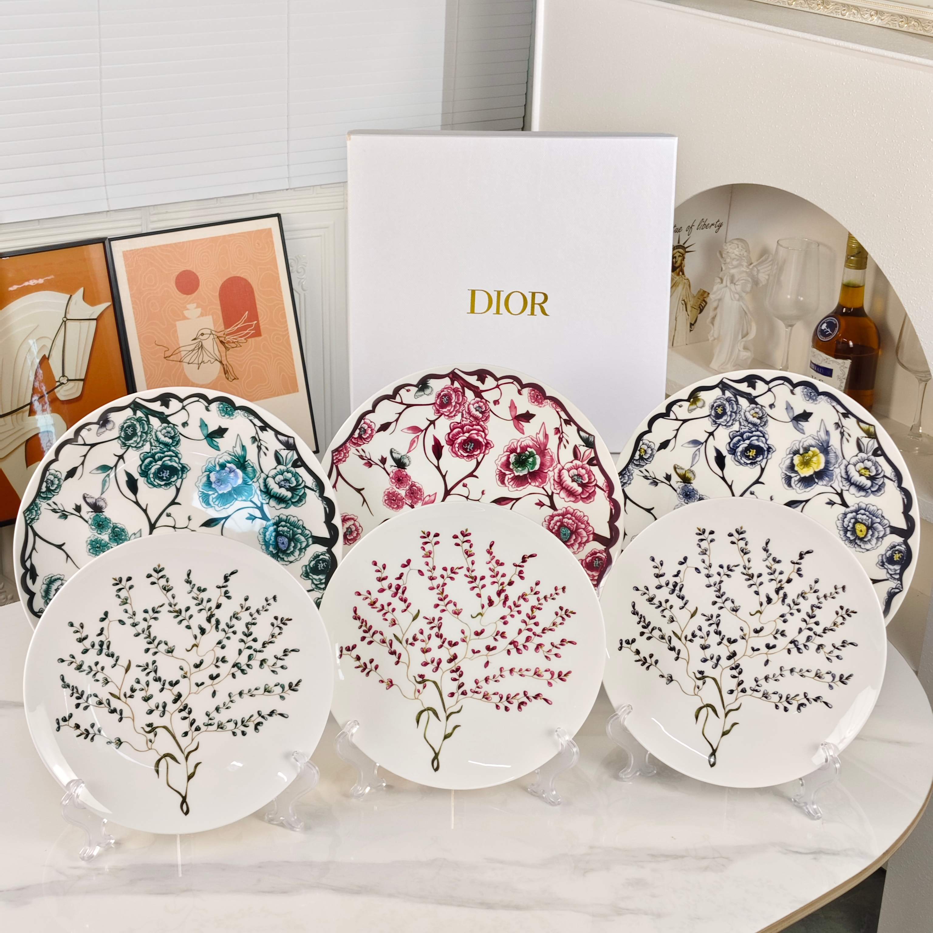 Dior – Granville Garden Two-Plate Set – Blue - Comprehensive