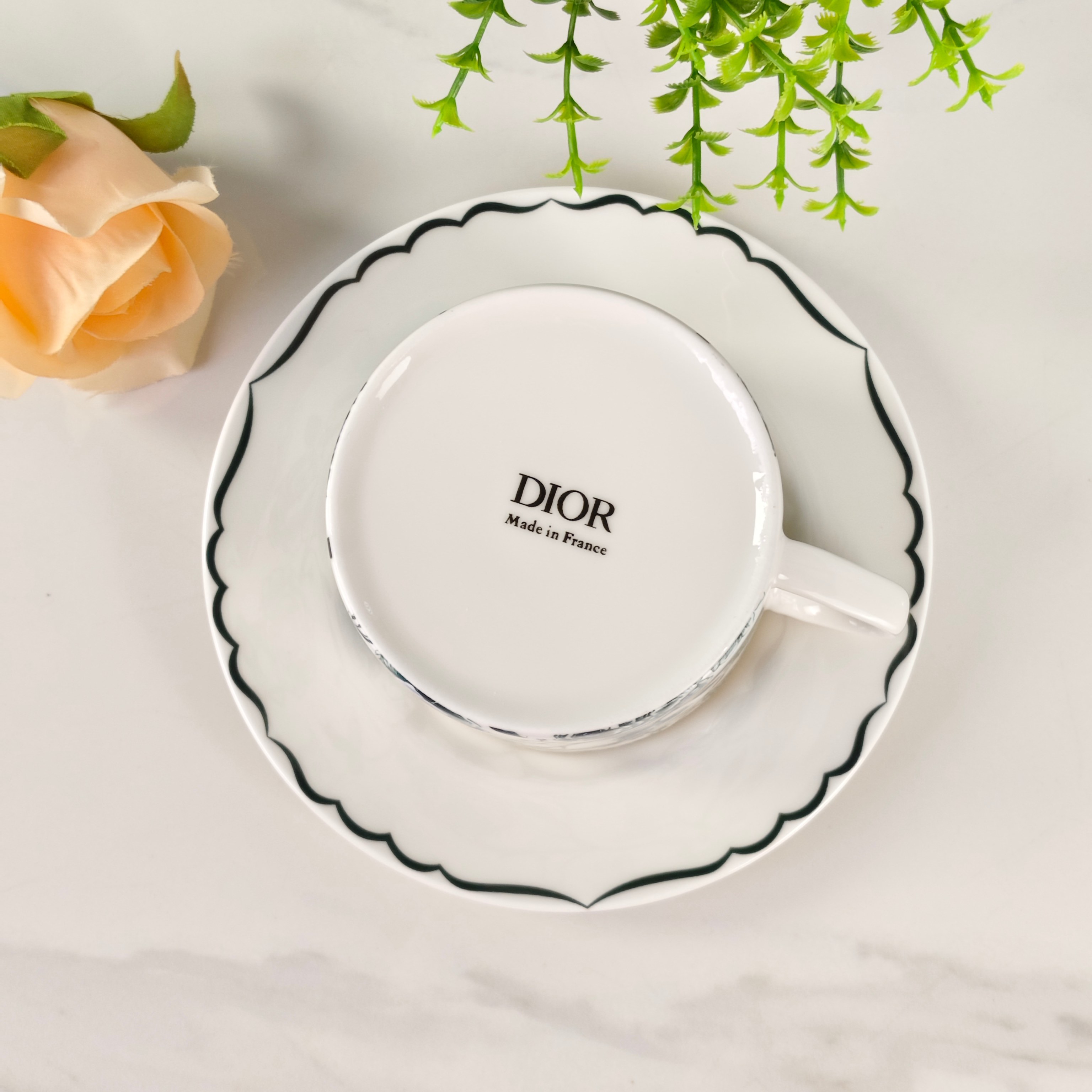 Dior – Granville Collection – Cup and Saucer Set – Green - Comprehensive 8