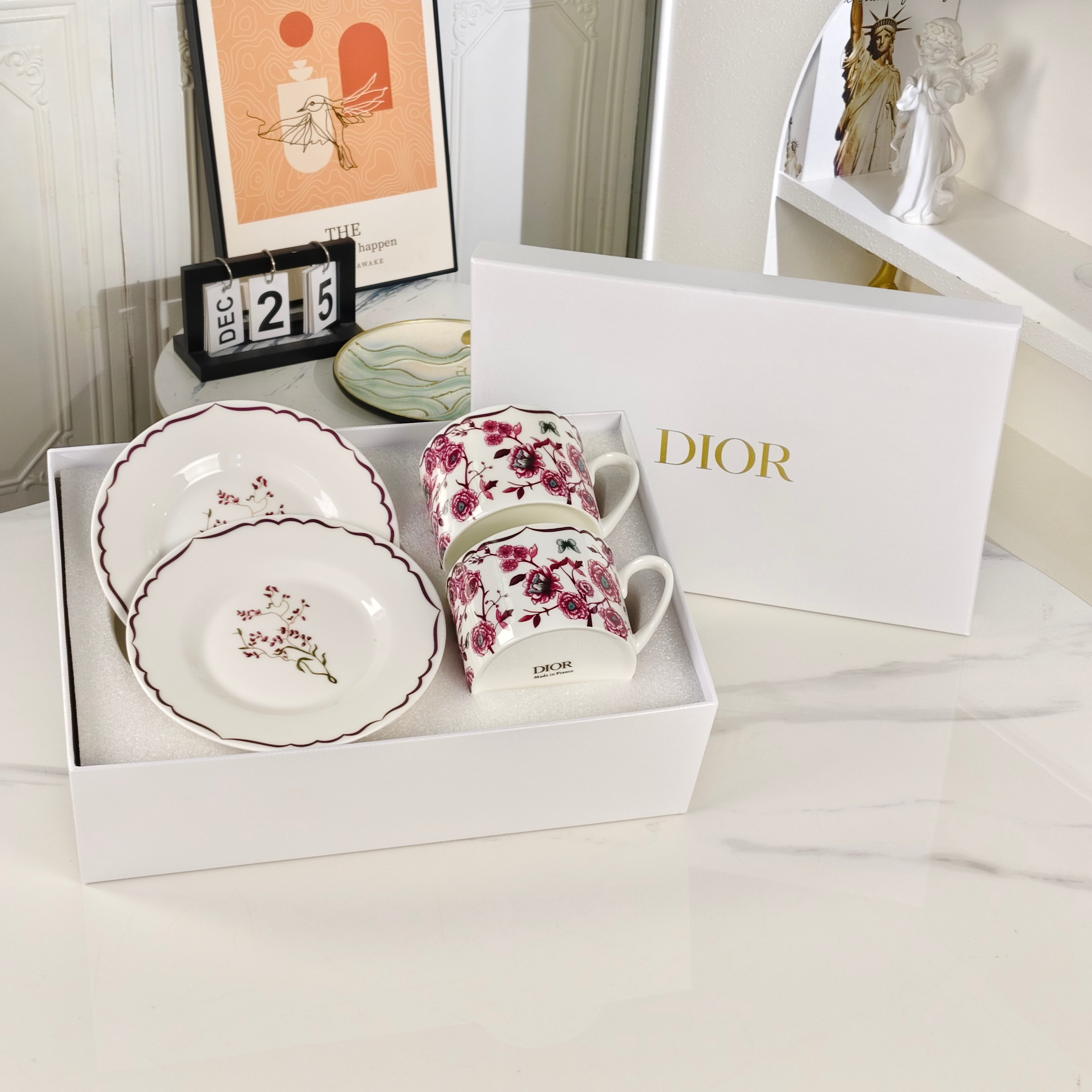 Dior – Granville Garden – Set of Two Cups and Saucers – Purple - Comprehensive 4