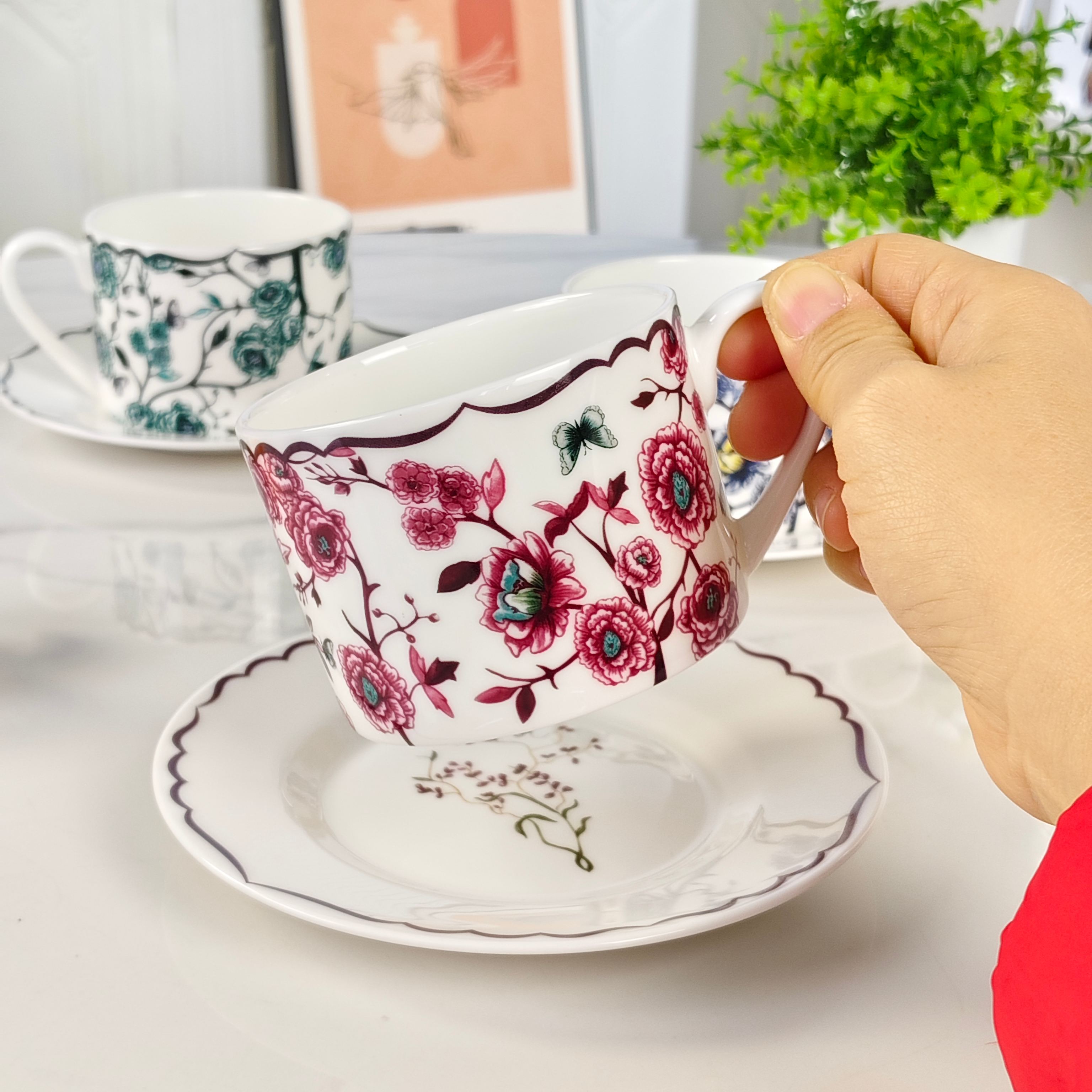 Dior – Granville Garden – Set of Two Cups and Saucers – Purple - Comprehensive 7