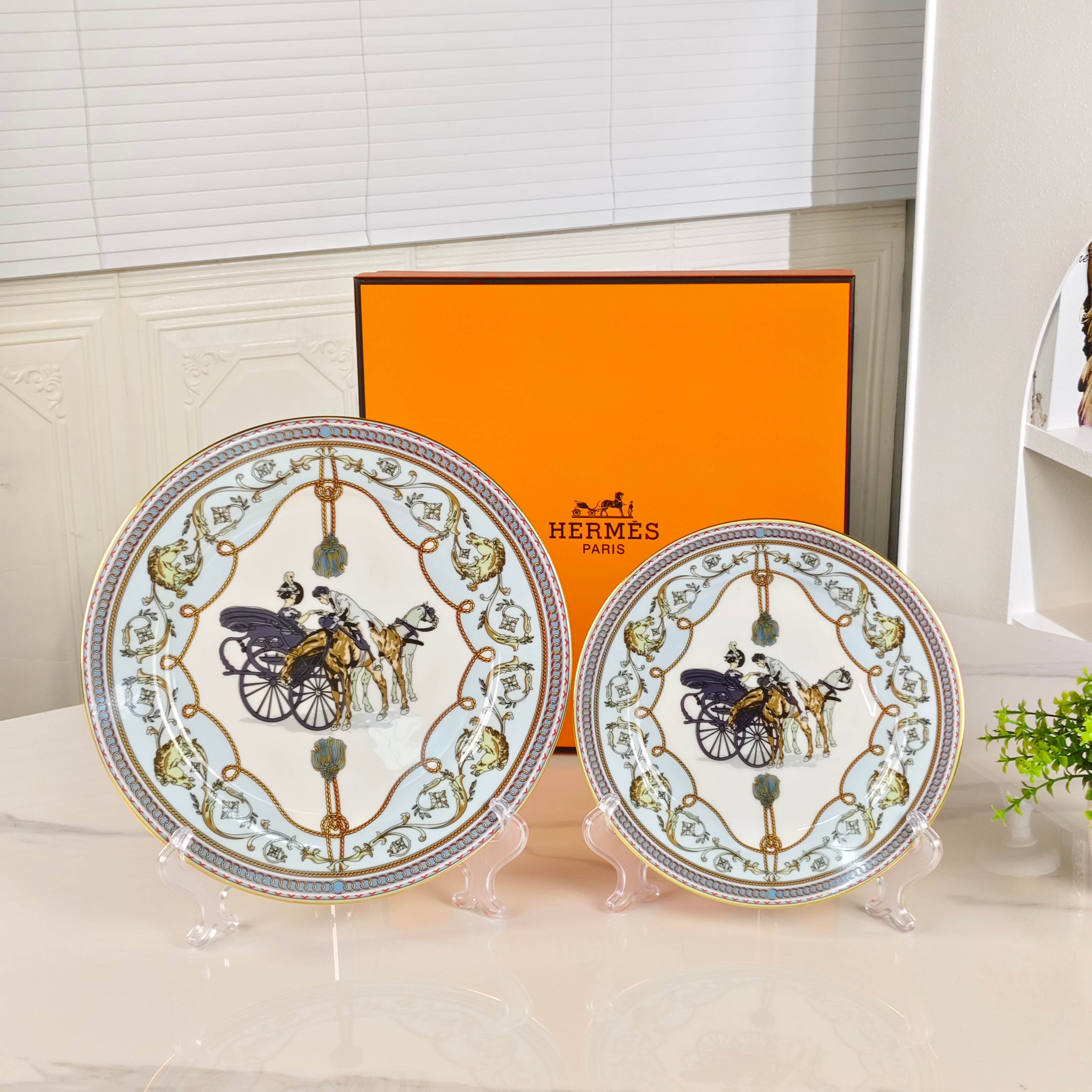 爱马仕 Hermès 高定典藏名品高定成衣时装外套连衣裙衬衫T恤 #2875FDB6 2