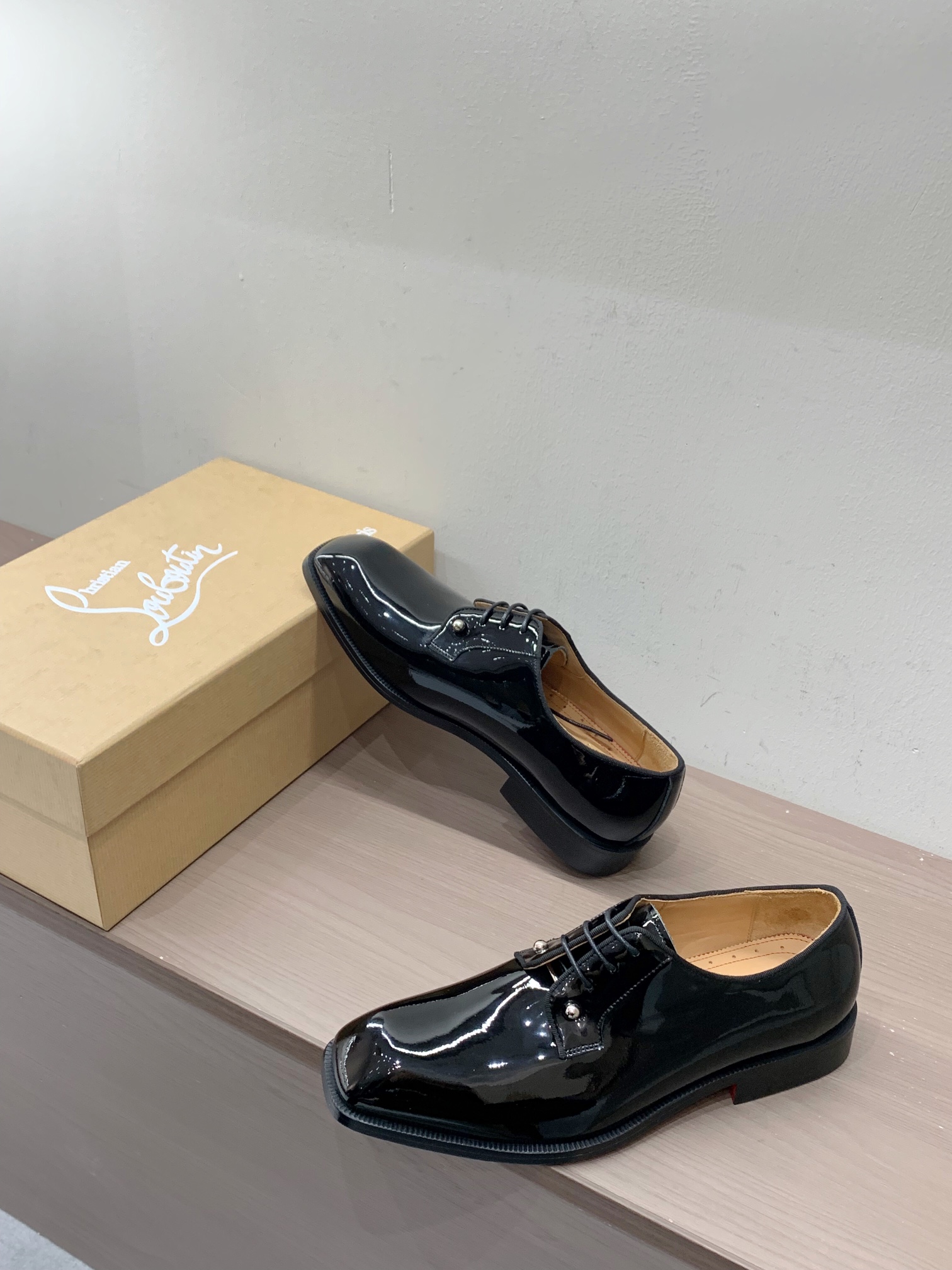 Christian Louboutin Style Leather Men's Shoes style reference detail image 3 from source 782773