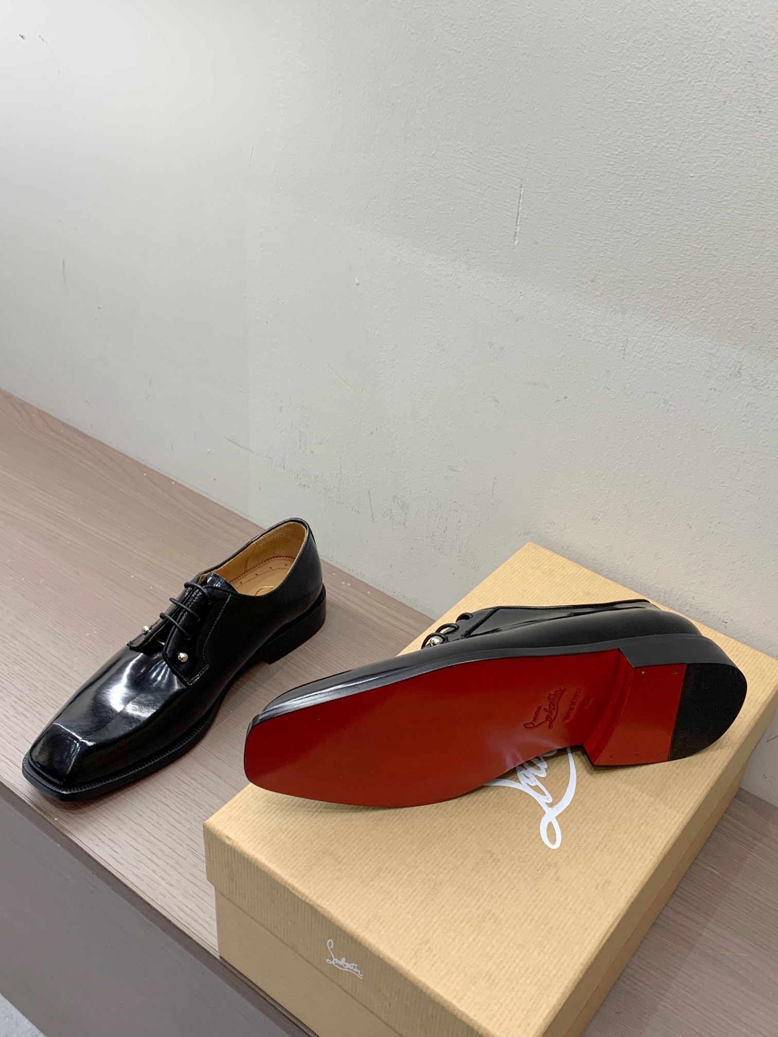 Christian Louboutin（cl男） Style Leather Men's Shoes Lookbook Reference image 2