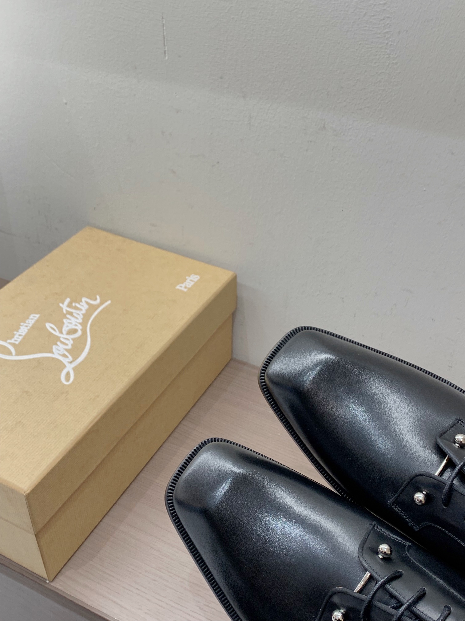 Christian Louboutin Style Leather Men's Shoes Men's Shoes Men's Shoes detail image 6 from source 782715