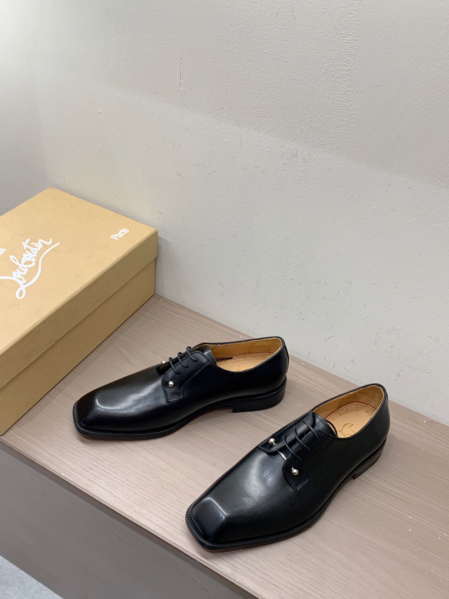 Christian Louboutin Style Leather Men's Shoes Men's Shoes Men's Shoes detail image 3 from source 782715