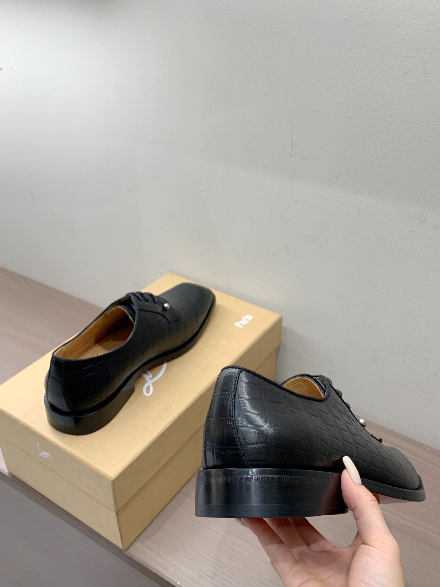 Christian Louboutin Style Leather Men's Shoes style reference detail image 8 from source 782771