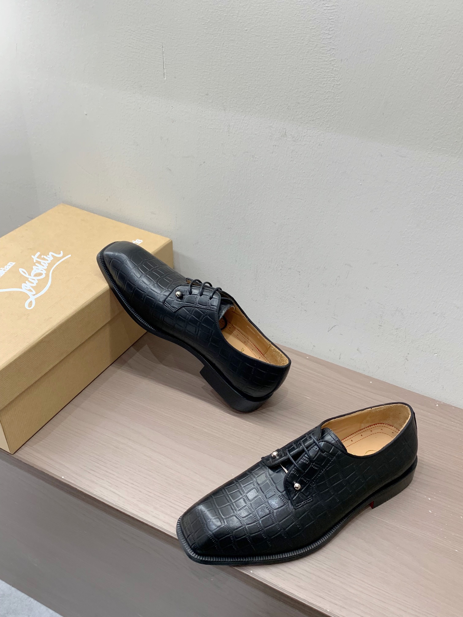 Christian Louboutin Style Leather Men's Shoes style reference detail image 6 from source 782771
