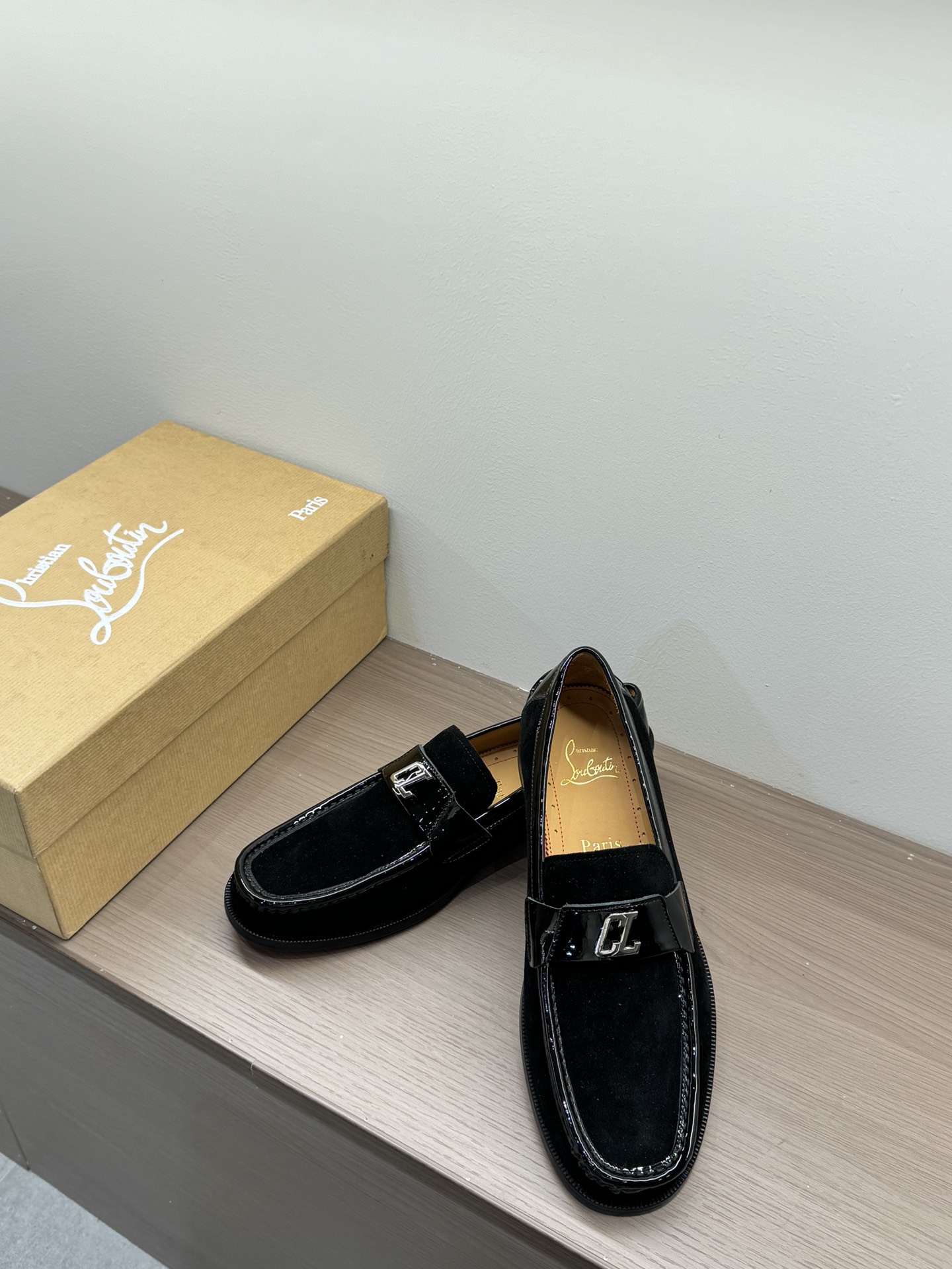 Christian Louboutin Style Leather Men's Shoes Men's Shoes Men's Shoes detail image 8 from source 782731