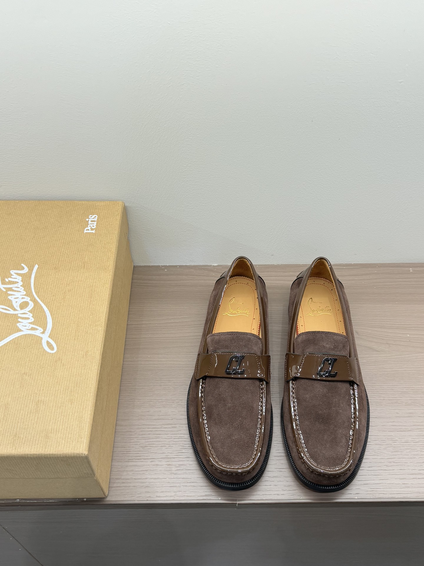 Christian Louboutin（cl男） Style Leather Men's Shoes Lookbook Reference image 2