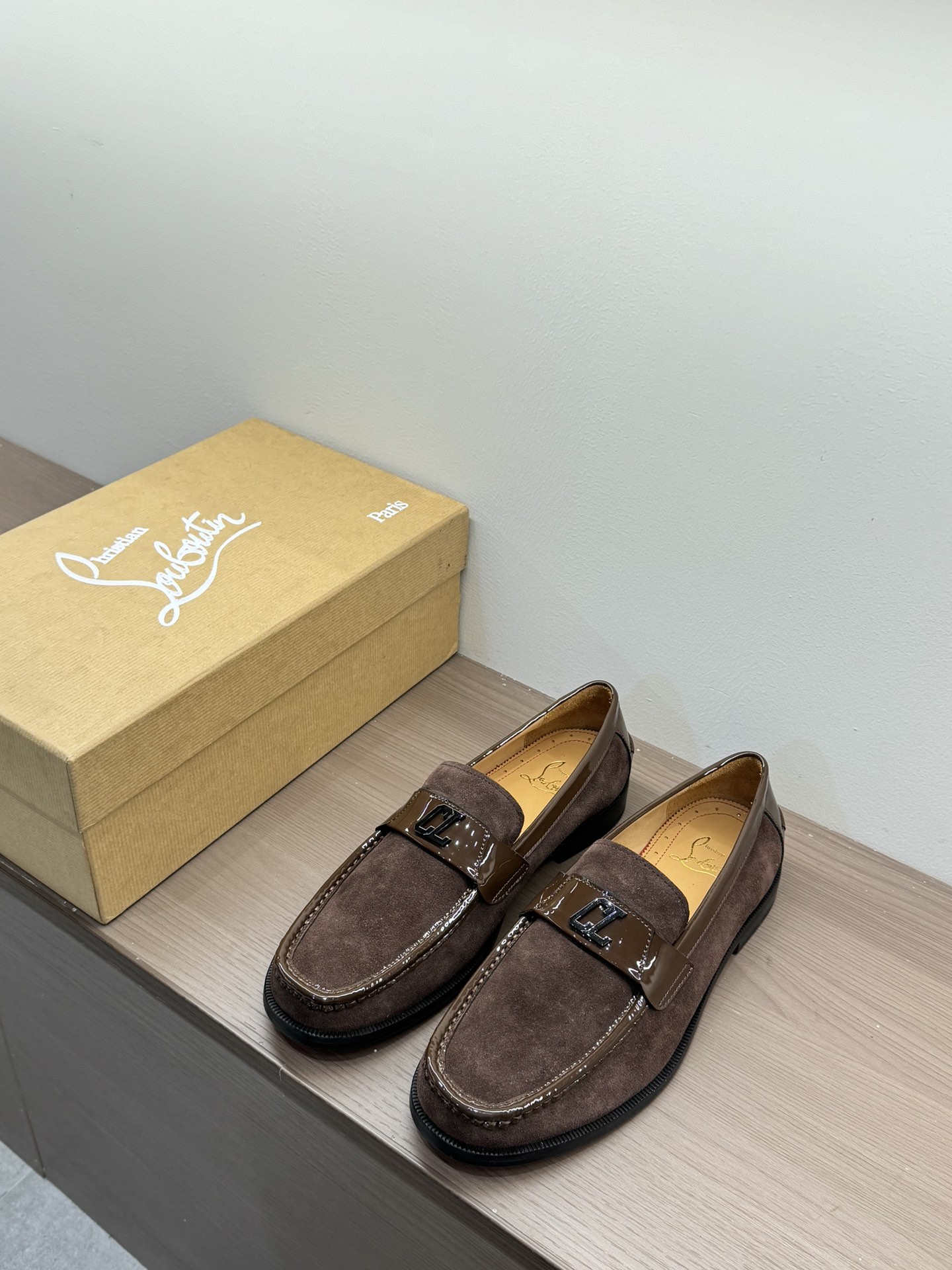 Christian Louboutin（cl男） Style Leather Men's Shoes Lookbook Reference image 1