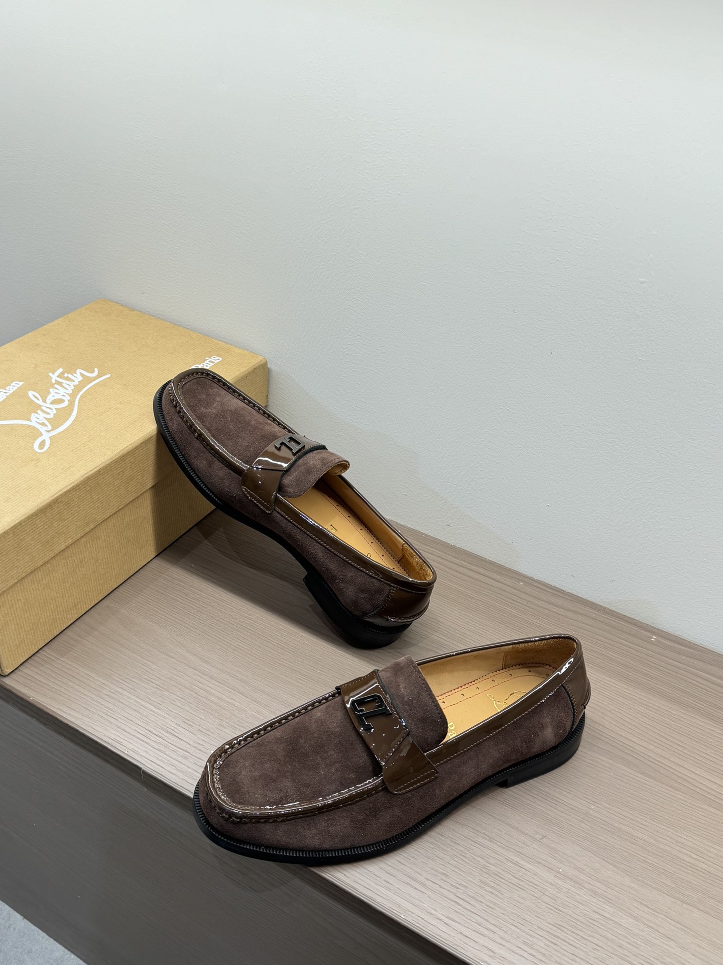 Christian Louboutin Style Leather Men's Shoes Men's Shoes Men's Shoes detail image 3 from source 782730