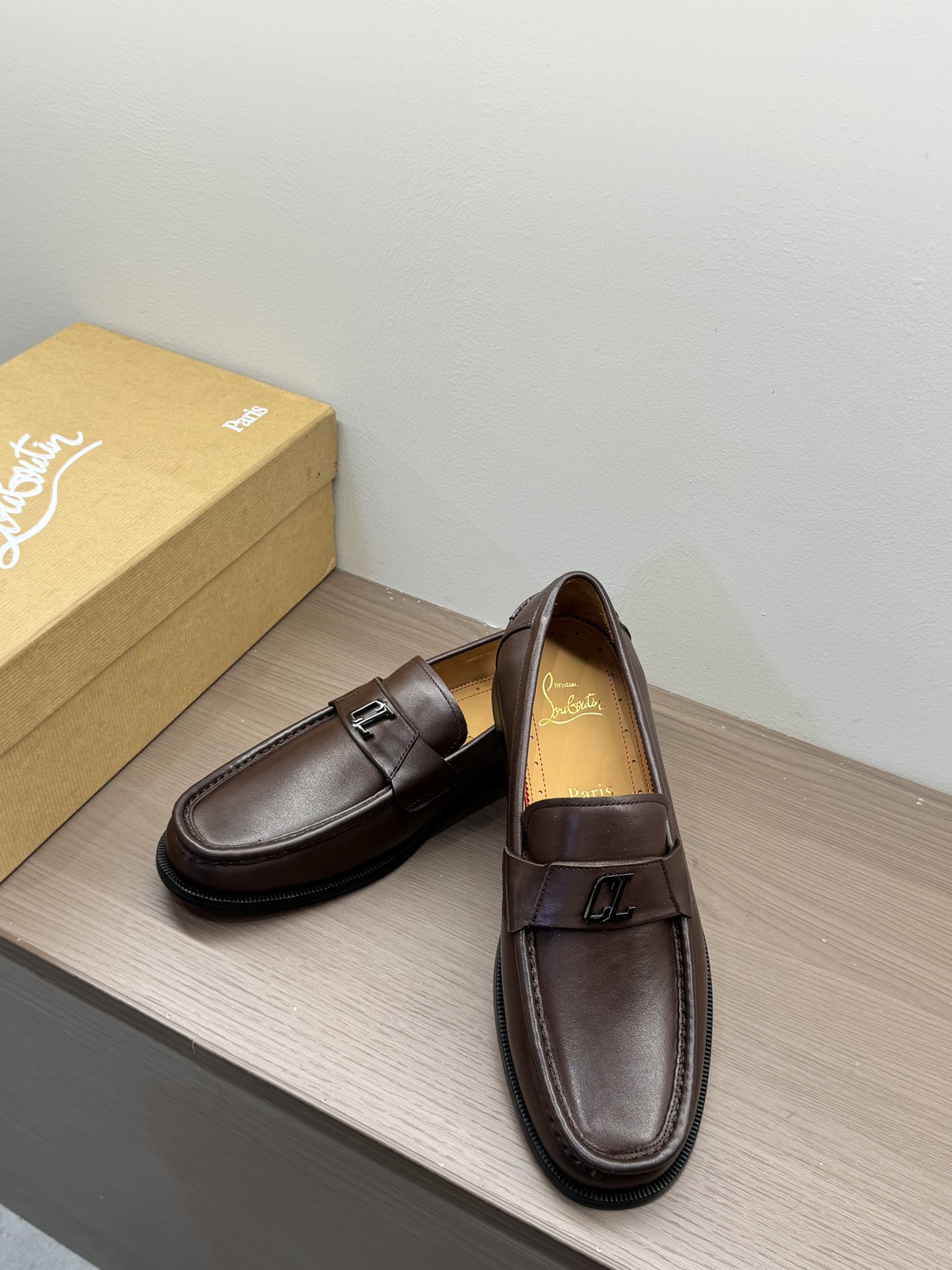Christian Louboutin Style Leather Men's Shoes Men's Shoes Men's Shoes detail image 4 from source 782727