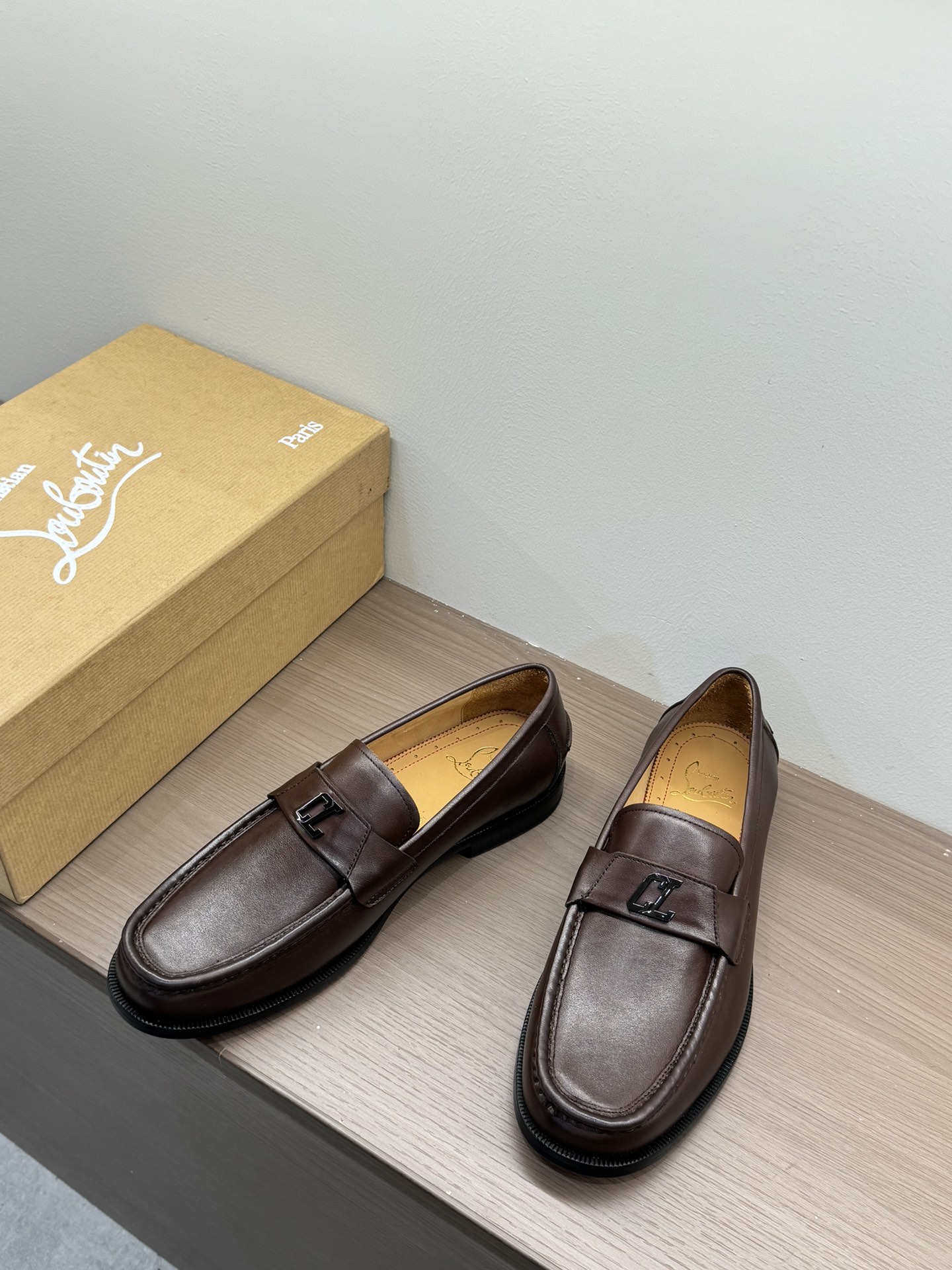Christian Louboutin Style Leather Men's Shoes Men's Shoes Men's Shoes detail image 5 from source 782727