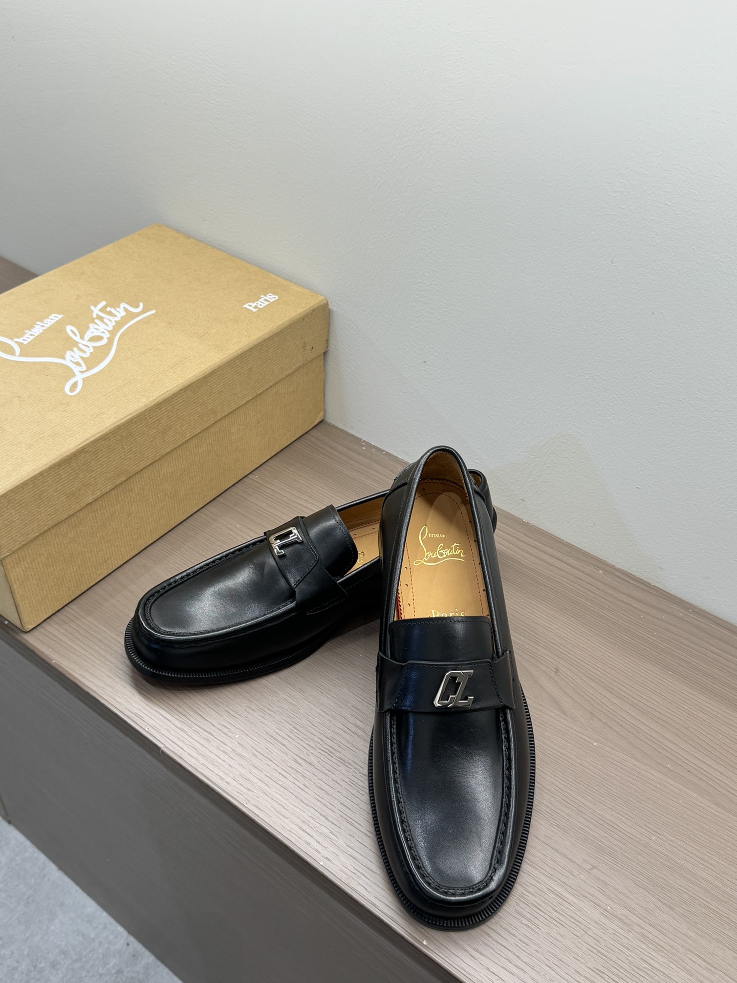 Christian Louboutin Style Leather Men's Shoes Men's Shoes Men's Shoes detail image 5 from source 782732