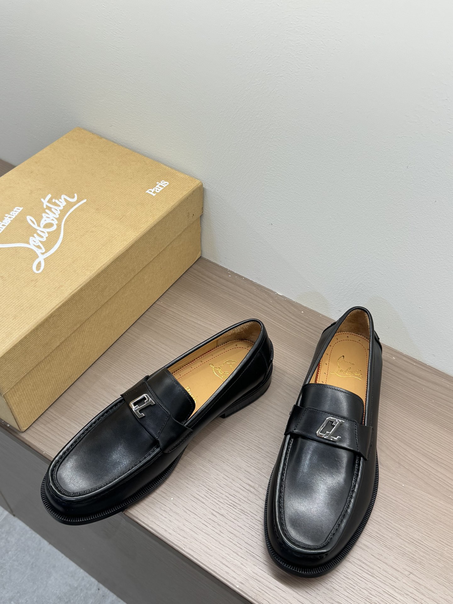 Christian Louboutin Style Leather Men's Shoes Men's Shoes Men's Shoes detail image 4 from source 782732