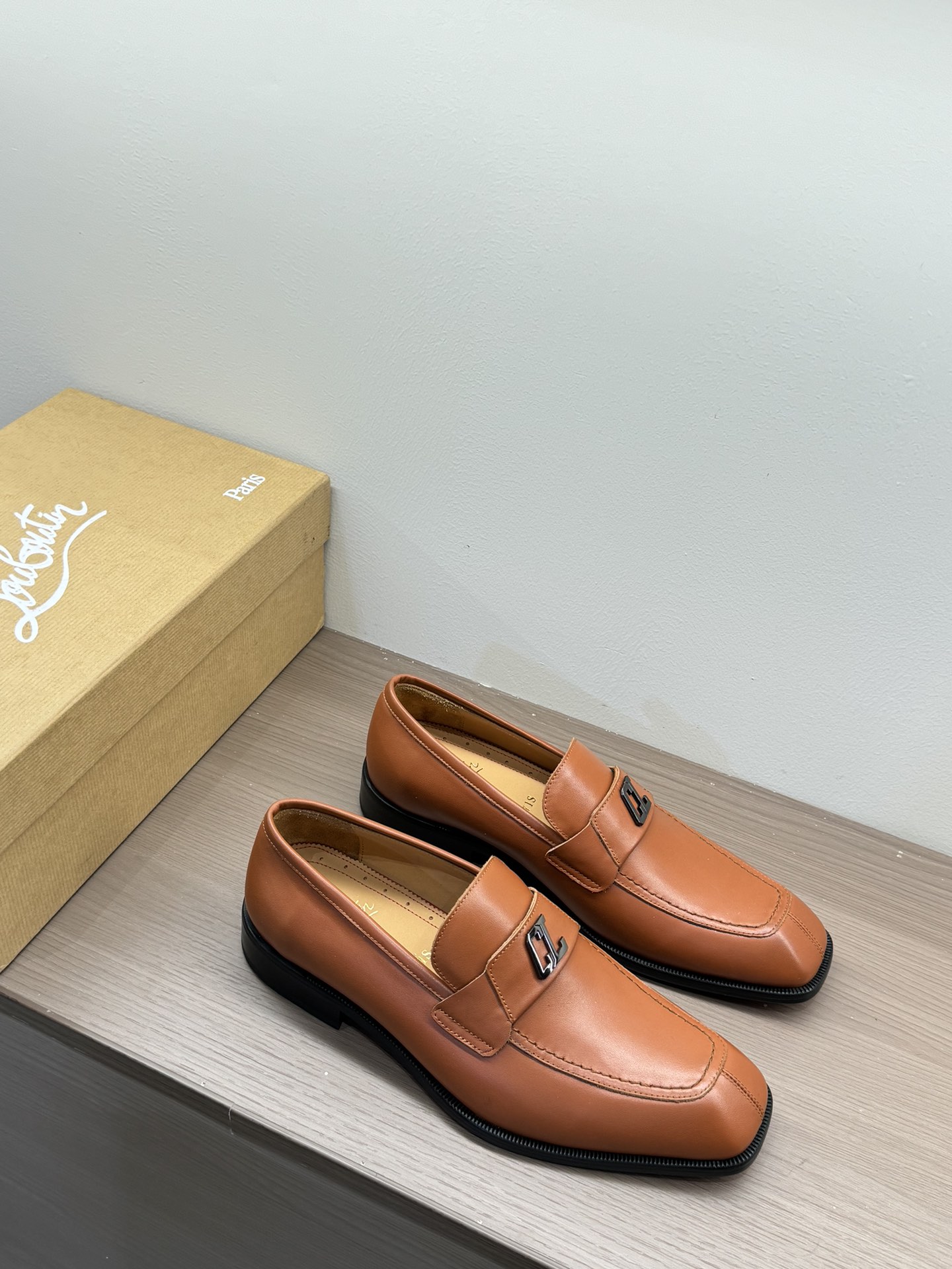 Christian Louboutin Style Leather Men's Shoes Men's Shoes Men's Shoes detail image 6 from source 782728