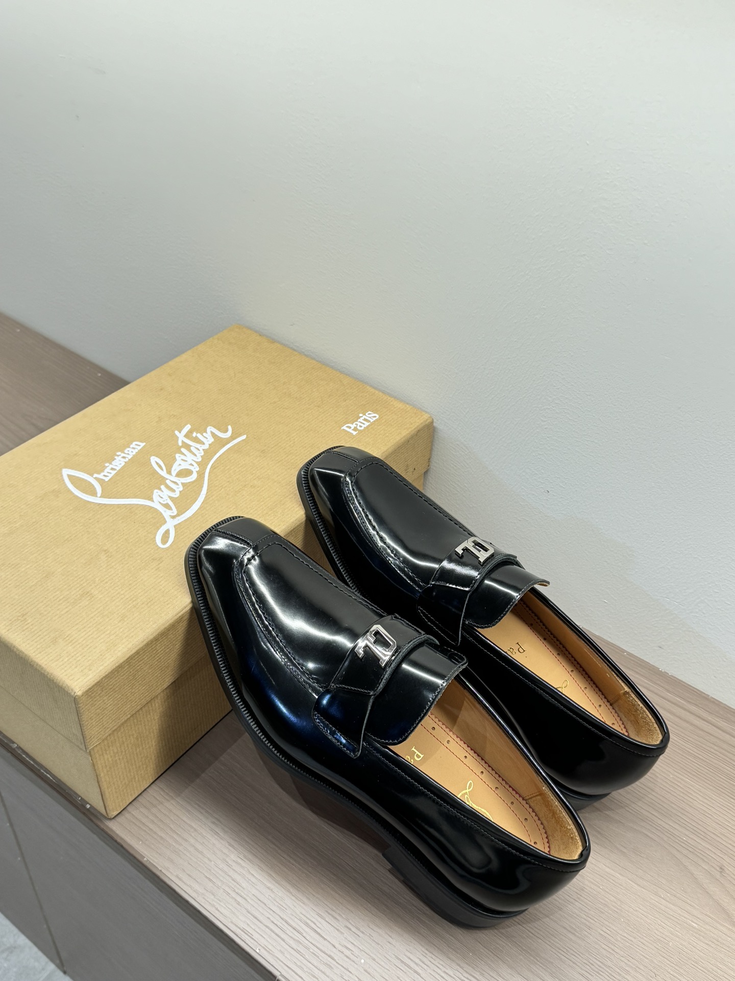 Christian Louboutin Style Leather Men's Shoes Men's Shoes Men's Shoes detail image 3 from source 782724