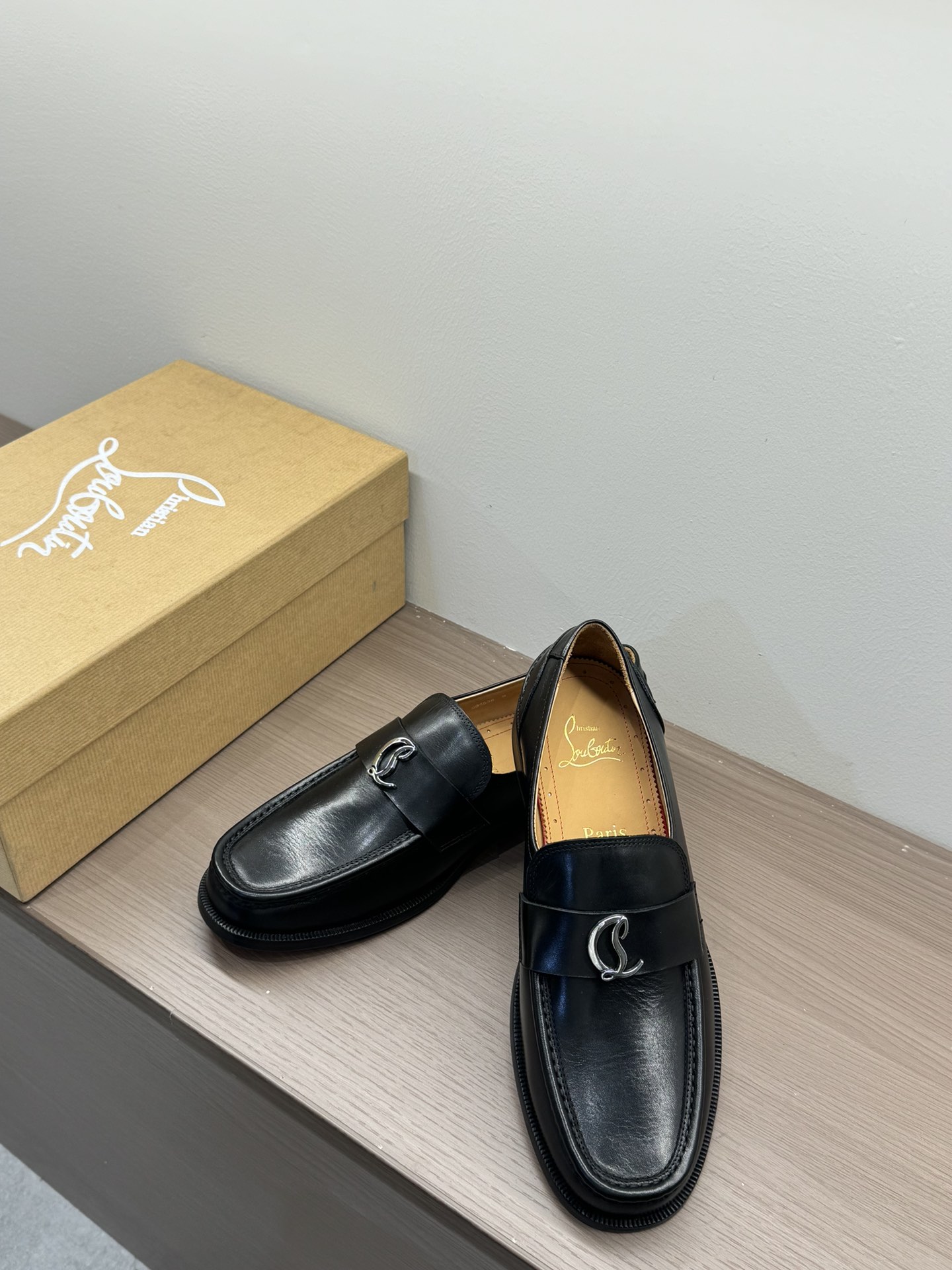 Christian Louboutin Style Leather Men's Shoes Men's Shoes Men's Shoes detail image 6 from source 782725