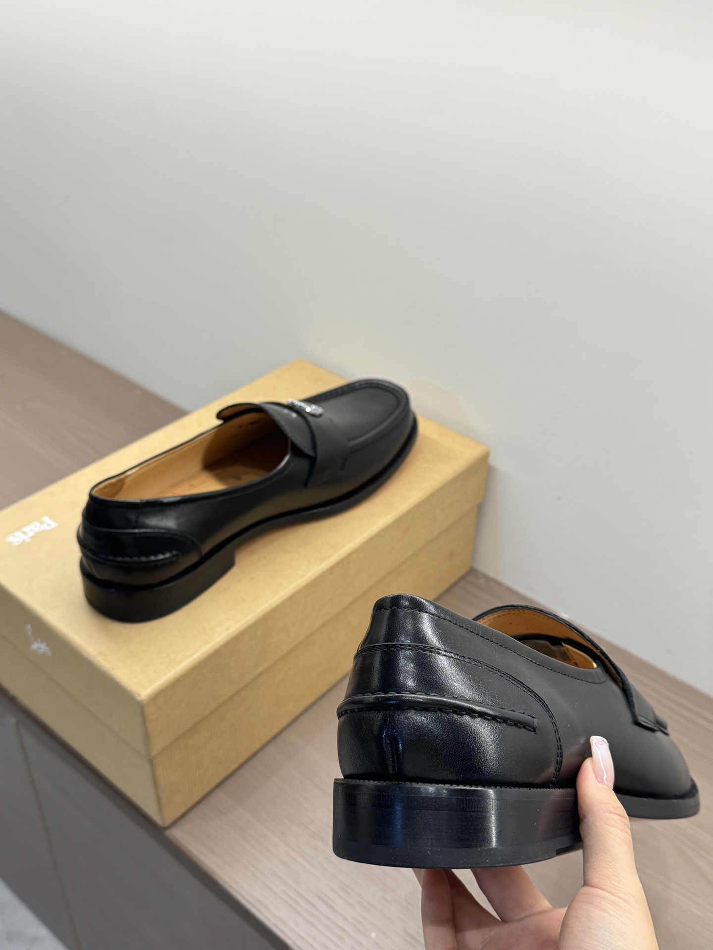 Christian Louboutin Style Leather Men's Shoes Men's Shoes Men's Shoes detail image 7 from source 782725