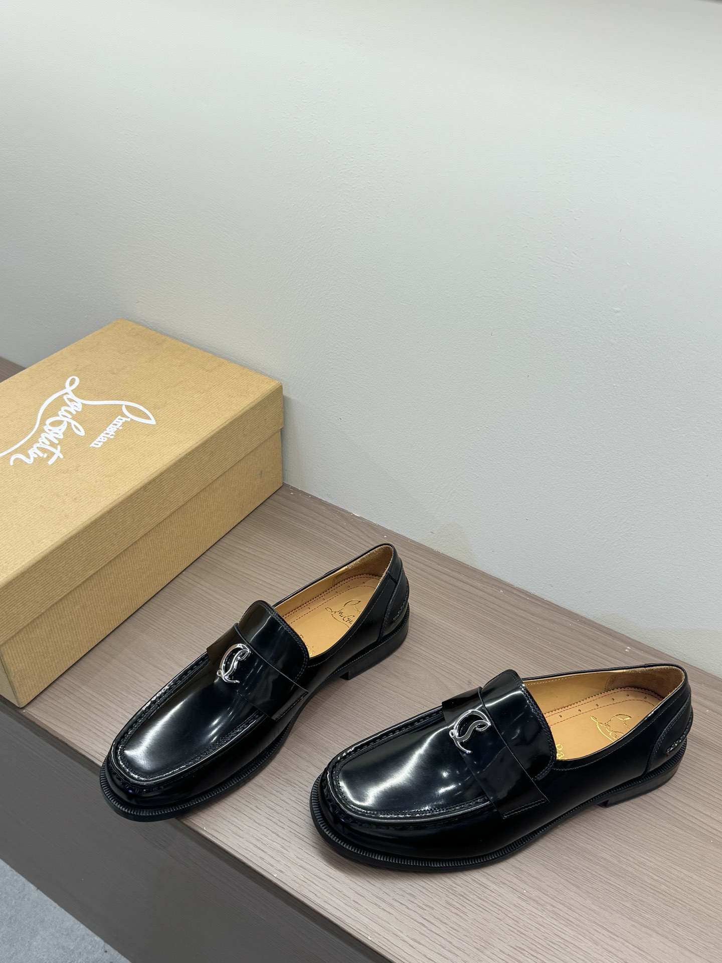 Christian Louboutin Style Leather Men's Shoes Men's Shoes Men's Shoes detail image 5 from source 782721