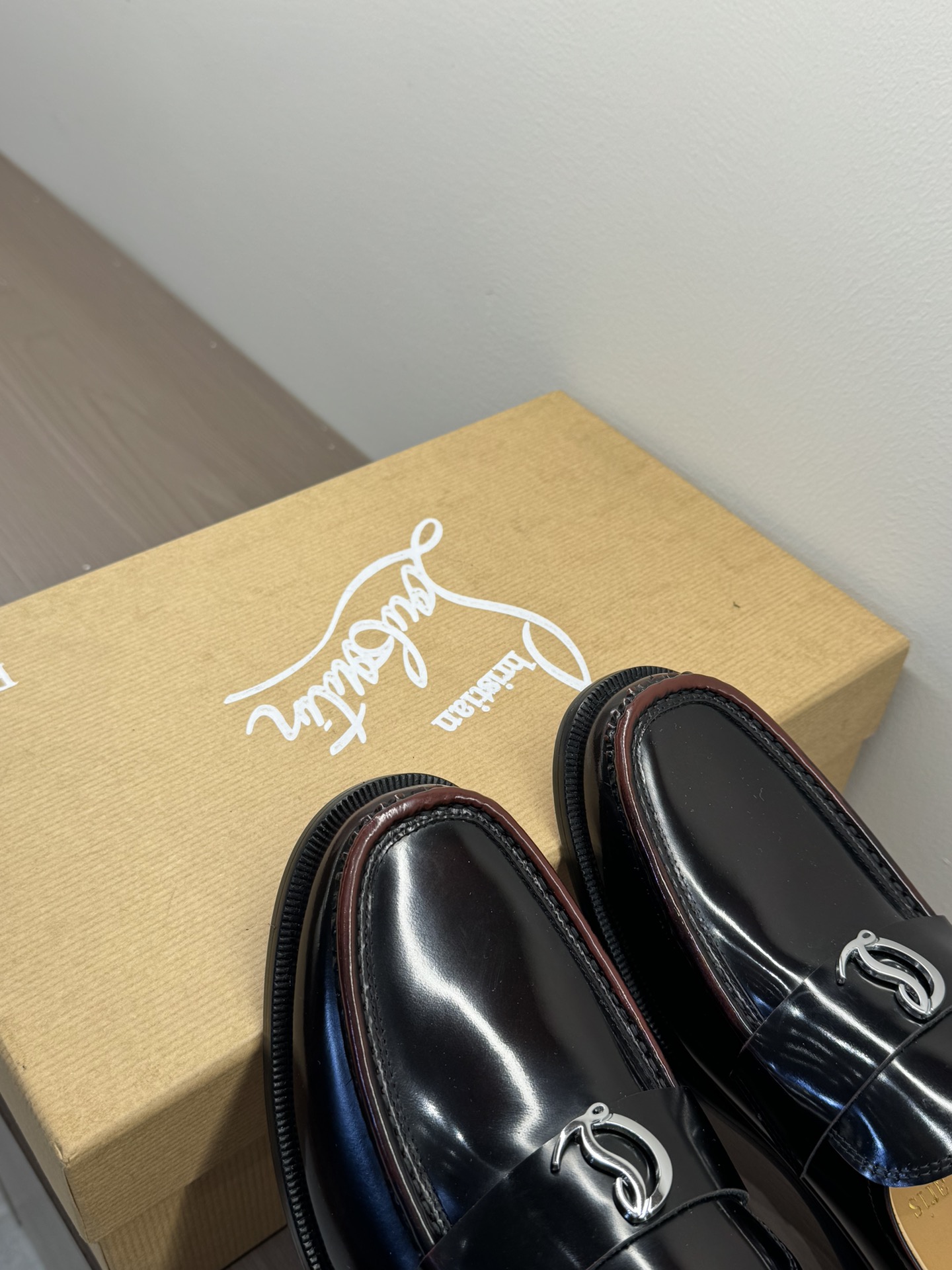 Christian Louboutin Style Leather Men's Shoes Men's Shoes Men's Shoes detail image 9 from source 782720