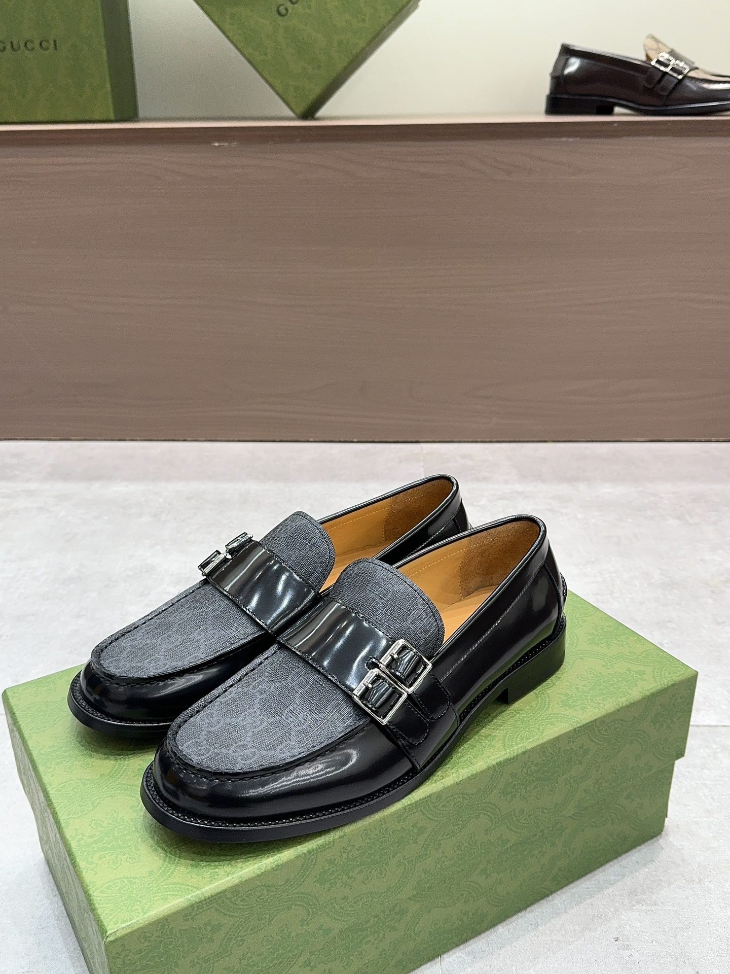 Gucci AAAAA
 Shoes Plain Toe Splicing Men Cowhide Genuine Leather