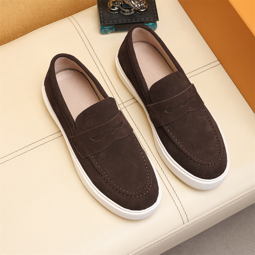 NO:853005,[Gucci] New style loafers. Exclusively molded to customize the style. The fabric is made of Italian imported cowhide leather with breathable lining. Exclusively molded to customize the foam outsole to be wear-resistant, lightweight and non-slip. Counter-level version, perfect match, on-foot effect, exquisite carving, code number 38-44.A1,, loafers, cowhide19860909［古奇］新款乐福鞋.独家开模定制风格,面料采用意大利进口牛皮真皮透气内里.独家开模定制发泡大底耐磨、轻便,防滑.专柜级别版型,完美搭配、上脚效果,车工精致,码数38-44.A1,,loafers,cowhide,Men's shoes