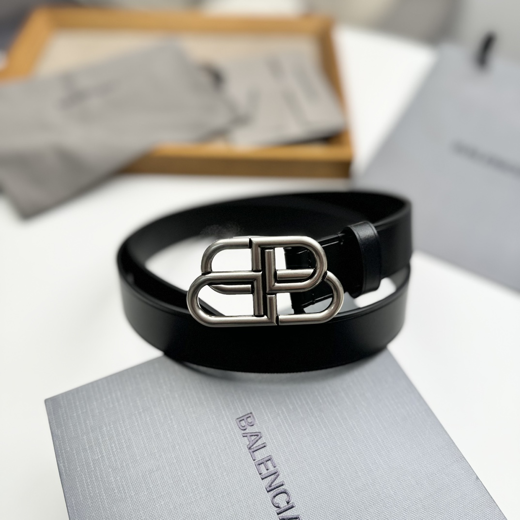 Balenciaga BALENCIAGA巴黎世家情侣腰带 BB扣 单层树膏牛皮 宽度3