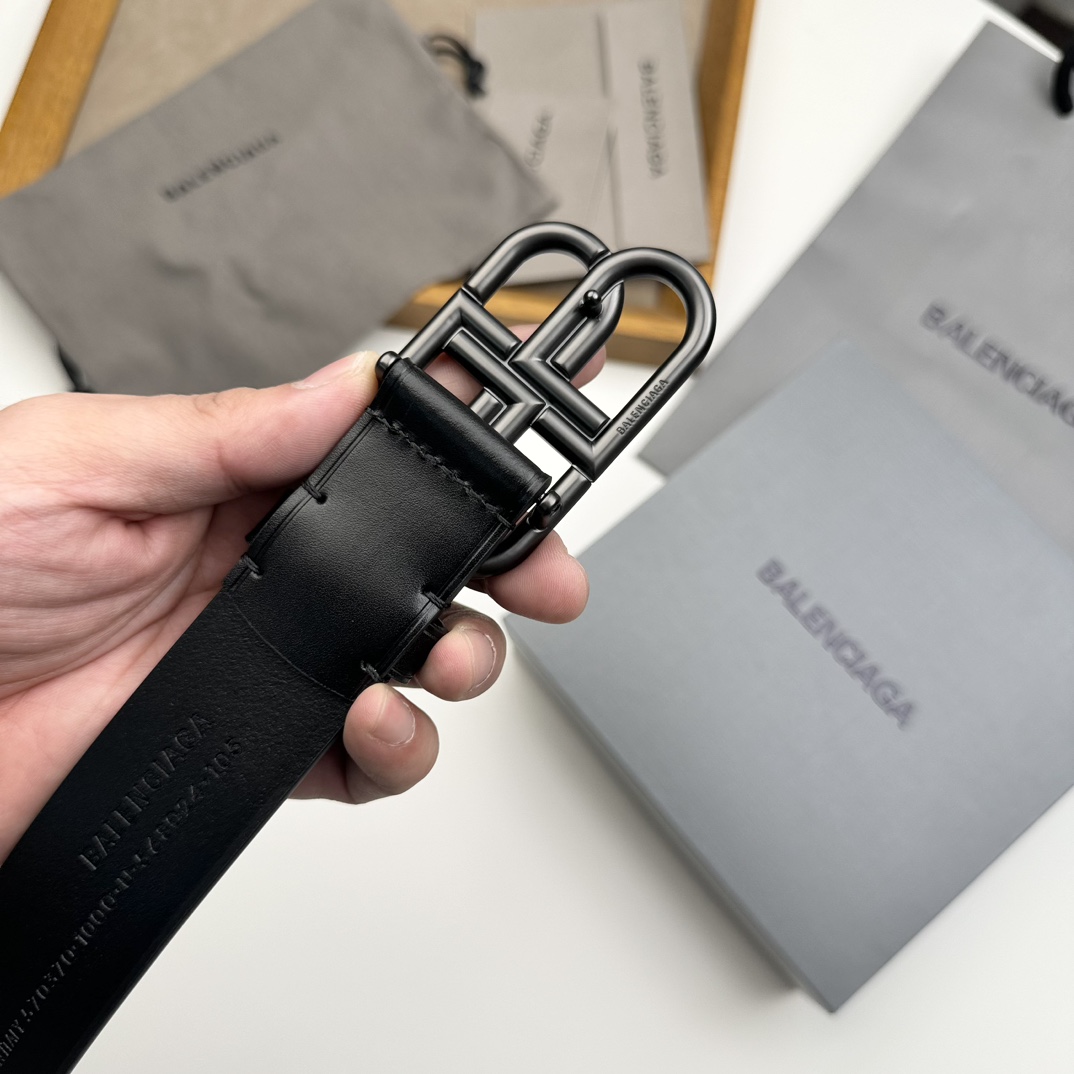 Balenciaga BALENCIAGA巴黎世家情侣腰带 BB扣 单层树膏牛皮 宽度3